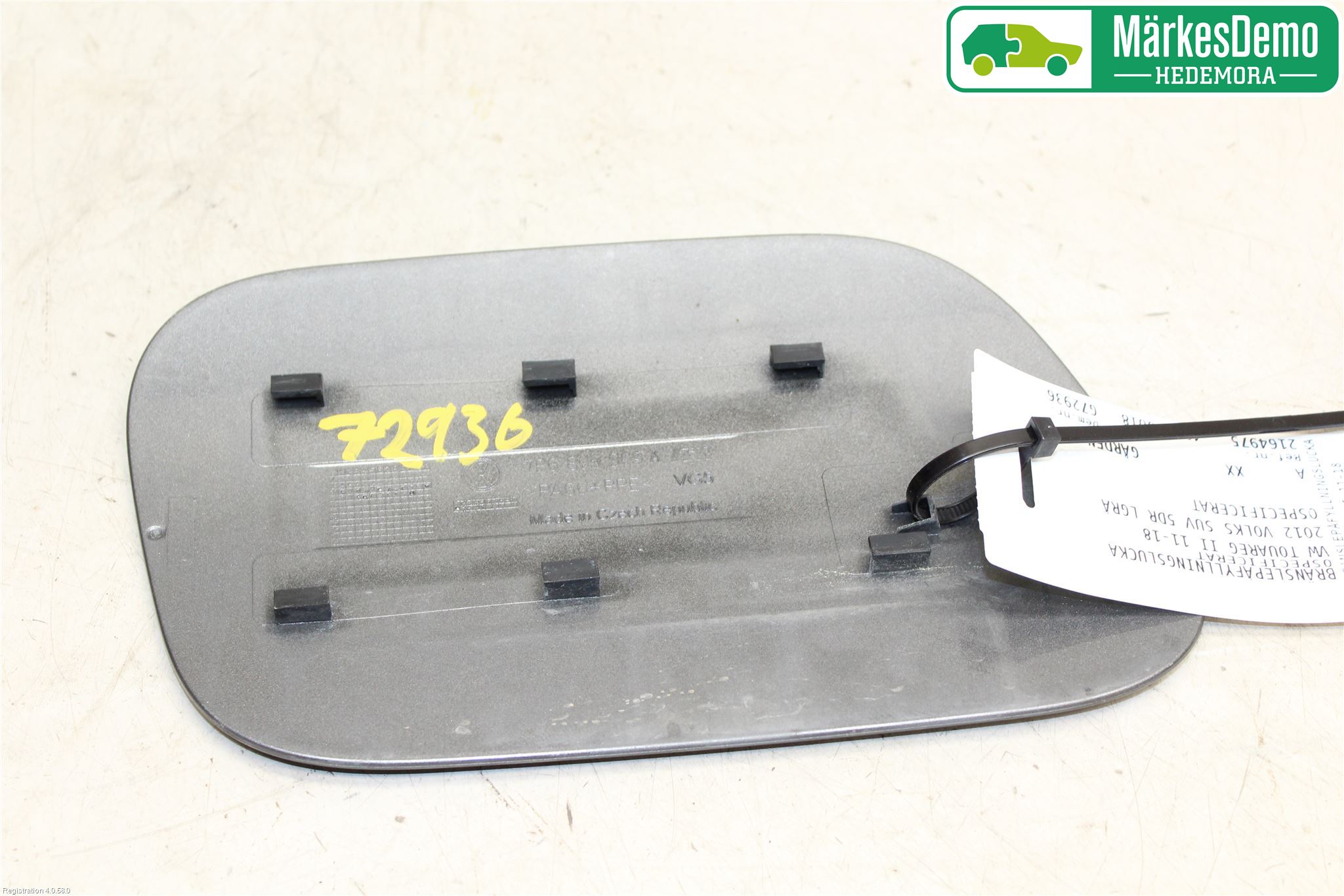 Volkswagen VW TOUAREG 7P 11-18 Tanklucka