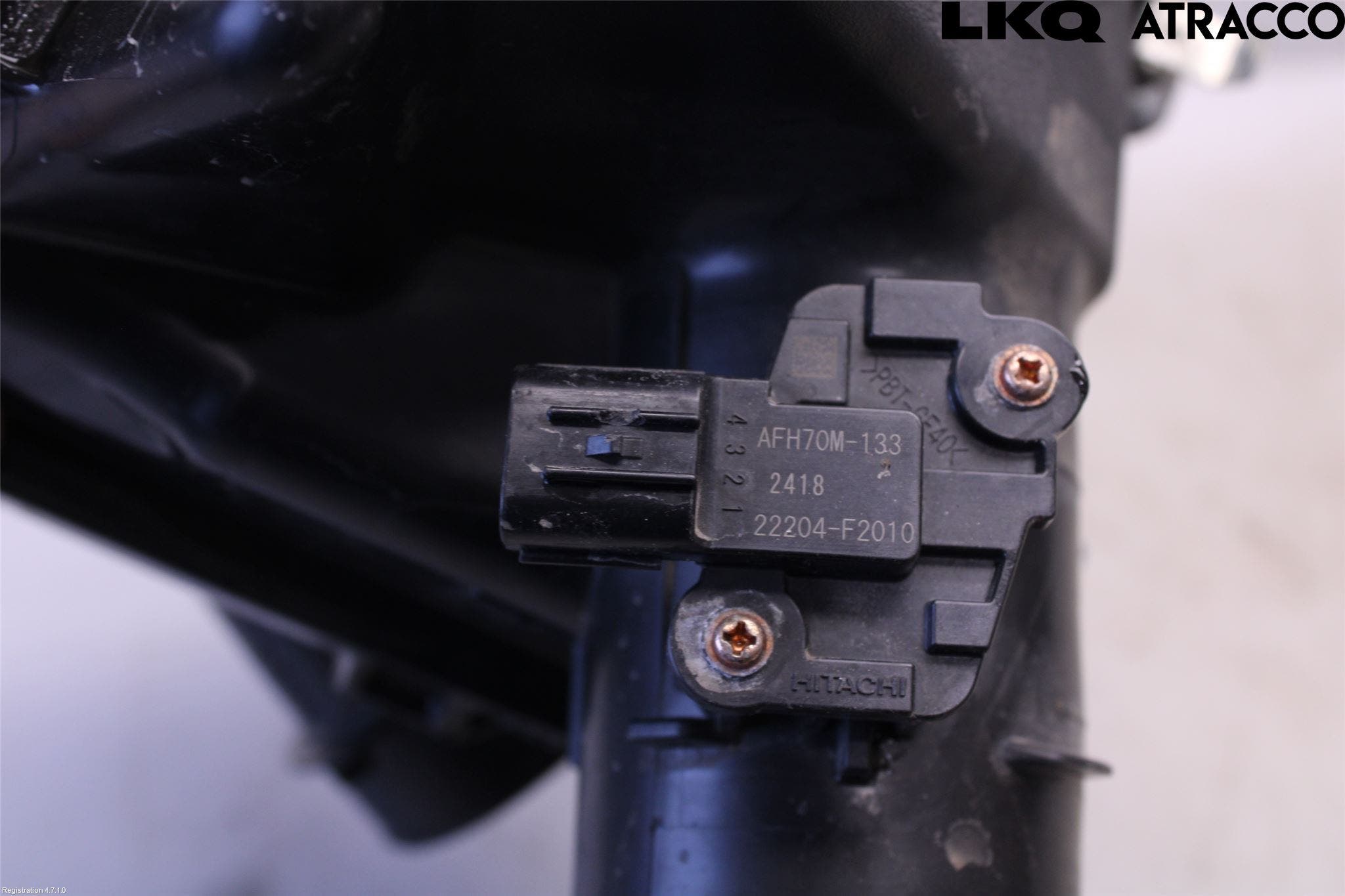 Toyota YARIS CROSS XP21 21- Luftrenare