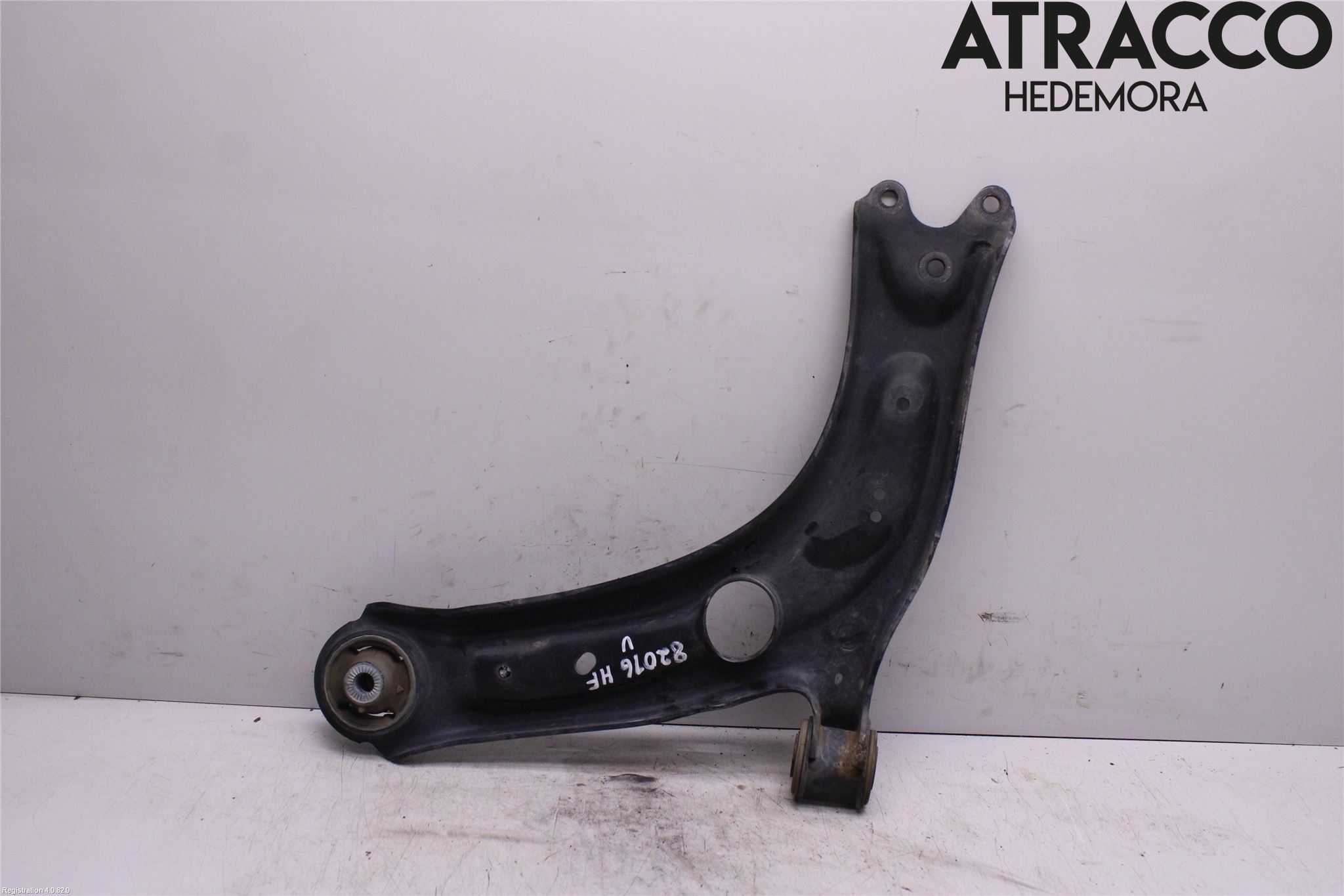 Volkswagen VW PASSAT 15-19 Bärarm Fram Undre Hö