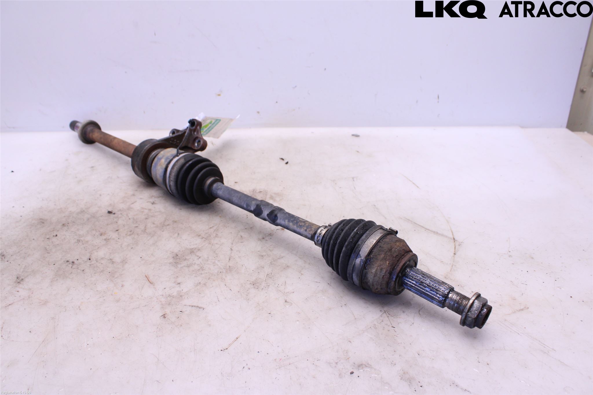 Mazda 2 (DE) 08-15 Drivaxel Fram Höger