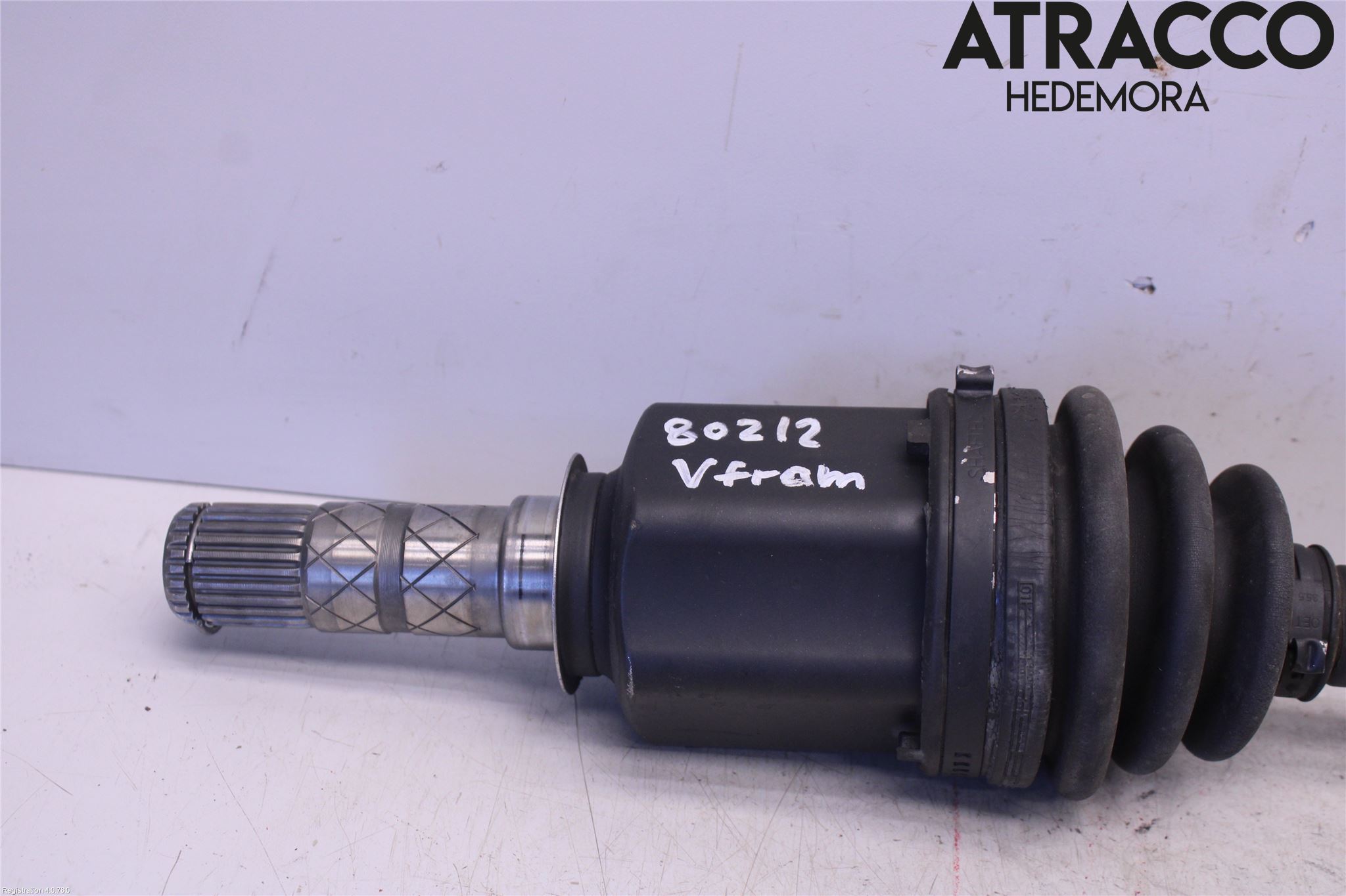 Subaru IMPREZA II  06-07 Drivaxel Fram Vänster