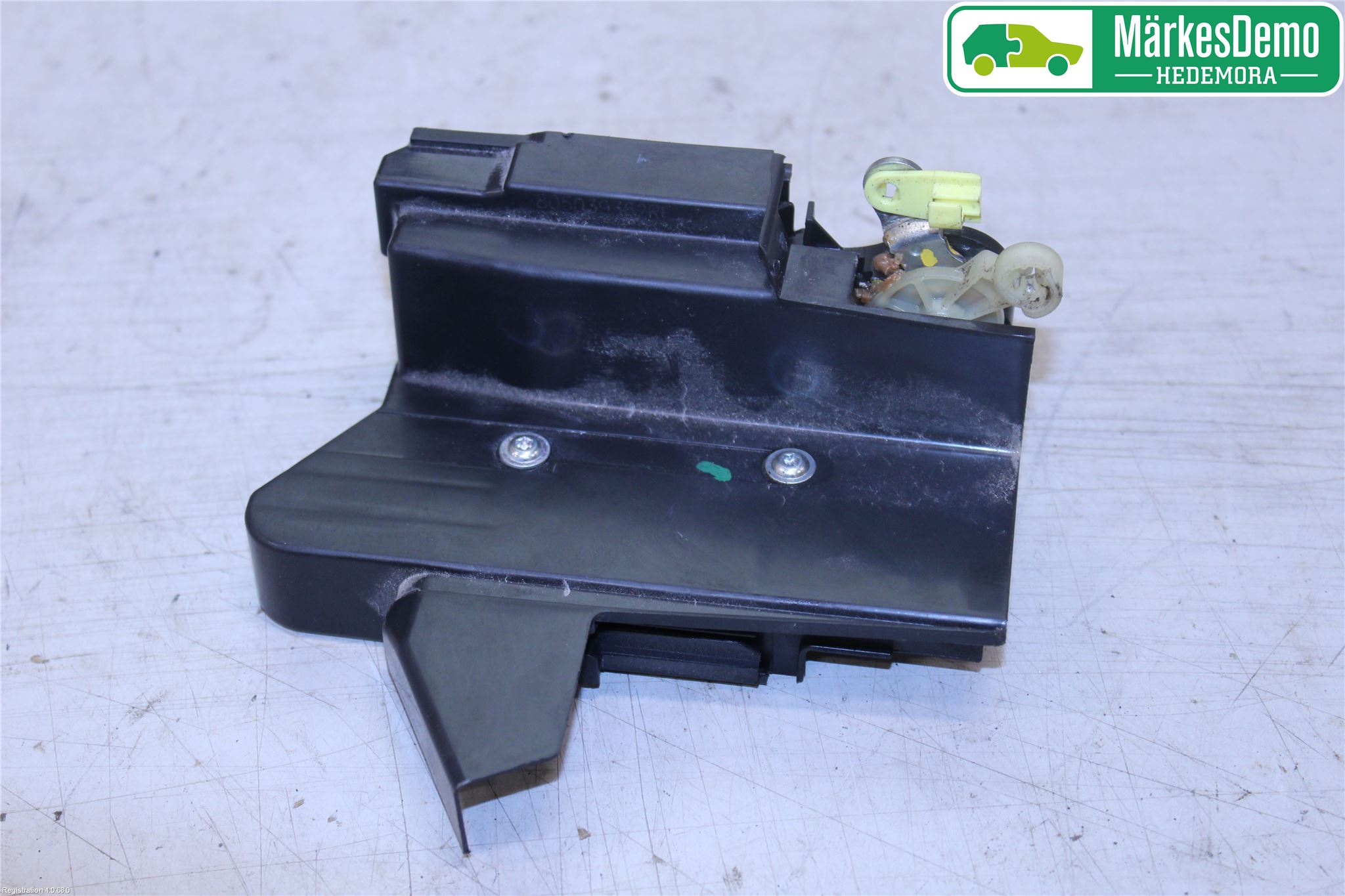 Dacia SANDERO/STEPWAY 13-20 Låskista-Dörrlås