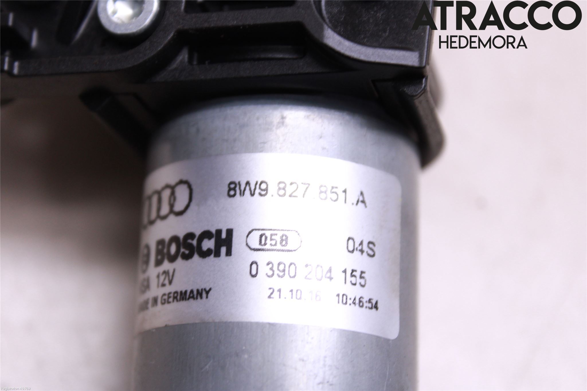 Audi A4/S4 B9 16-19 Bakluckegångjärn Vä