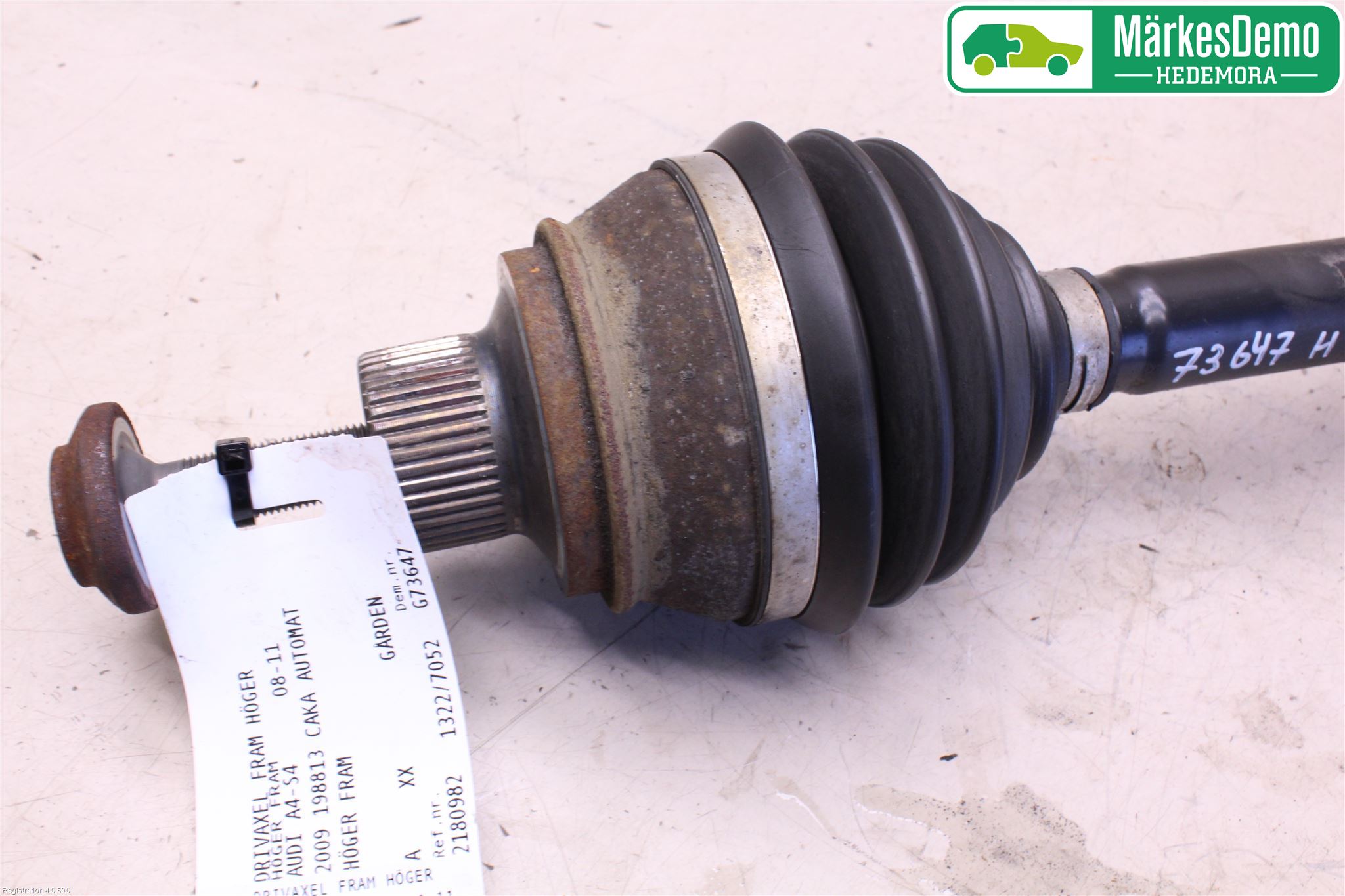 Audi A4/S4 08-11 Drivaxel Fram Höger