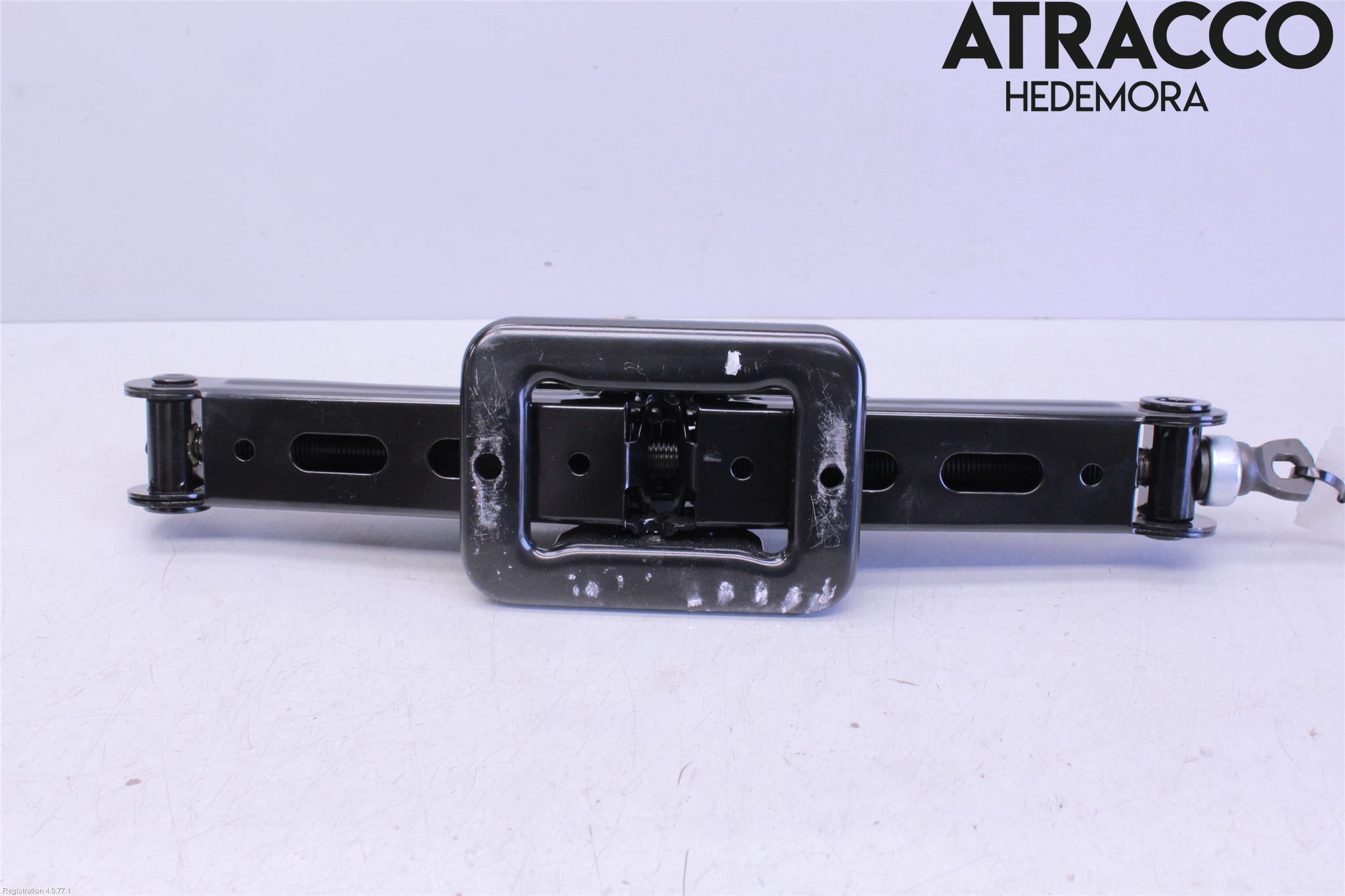 Hyundai SANTA FE 13-18 Domkraft