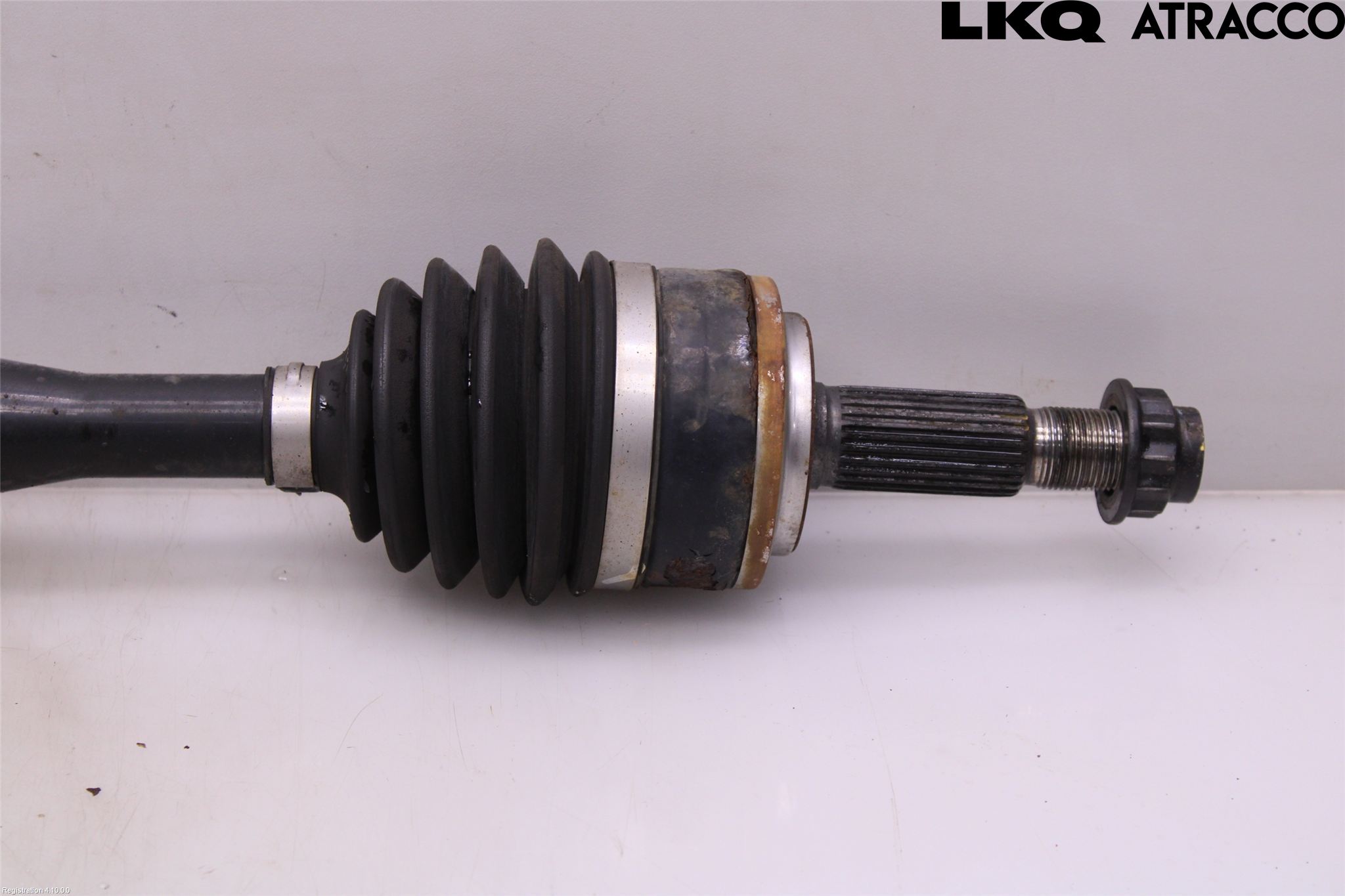 Toyota C-HR 16-23 Drivaxel Fram Höger