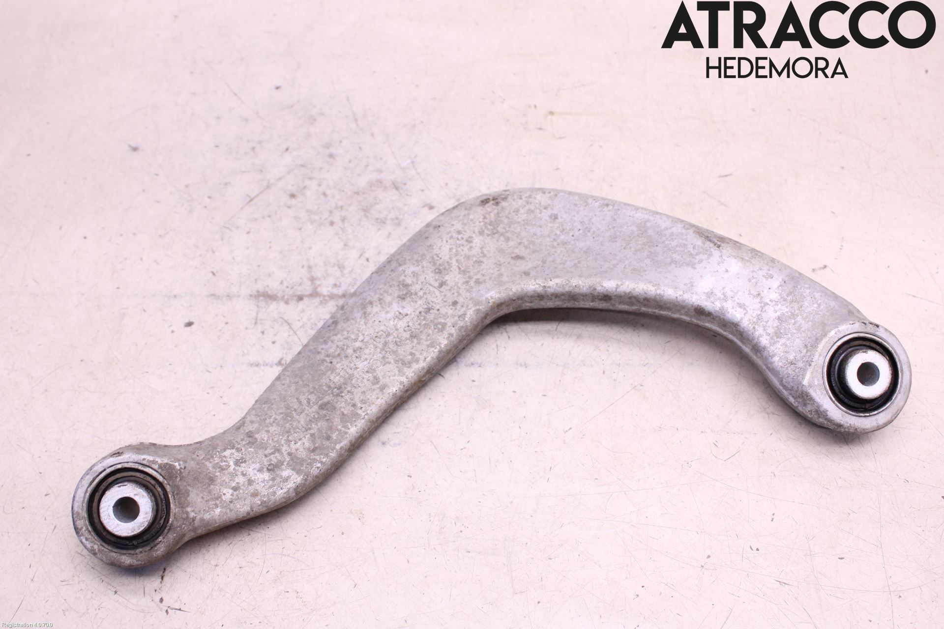 Audi A4 12-15 Bärarm Bak Övre Vänster