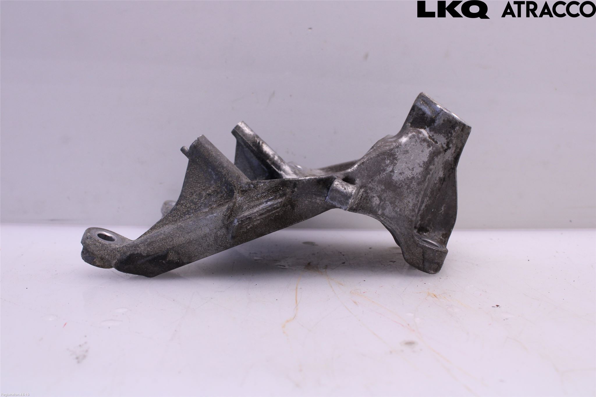 Audi A4/S4 B9 16-19 Motorfäste