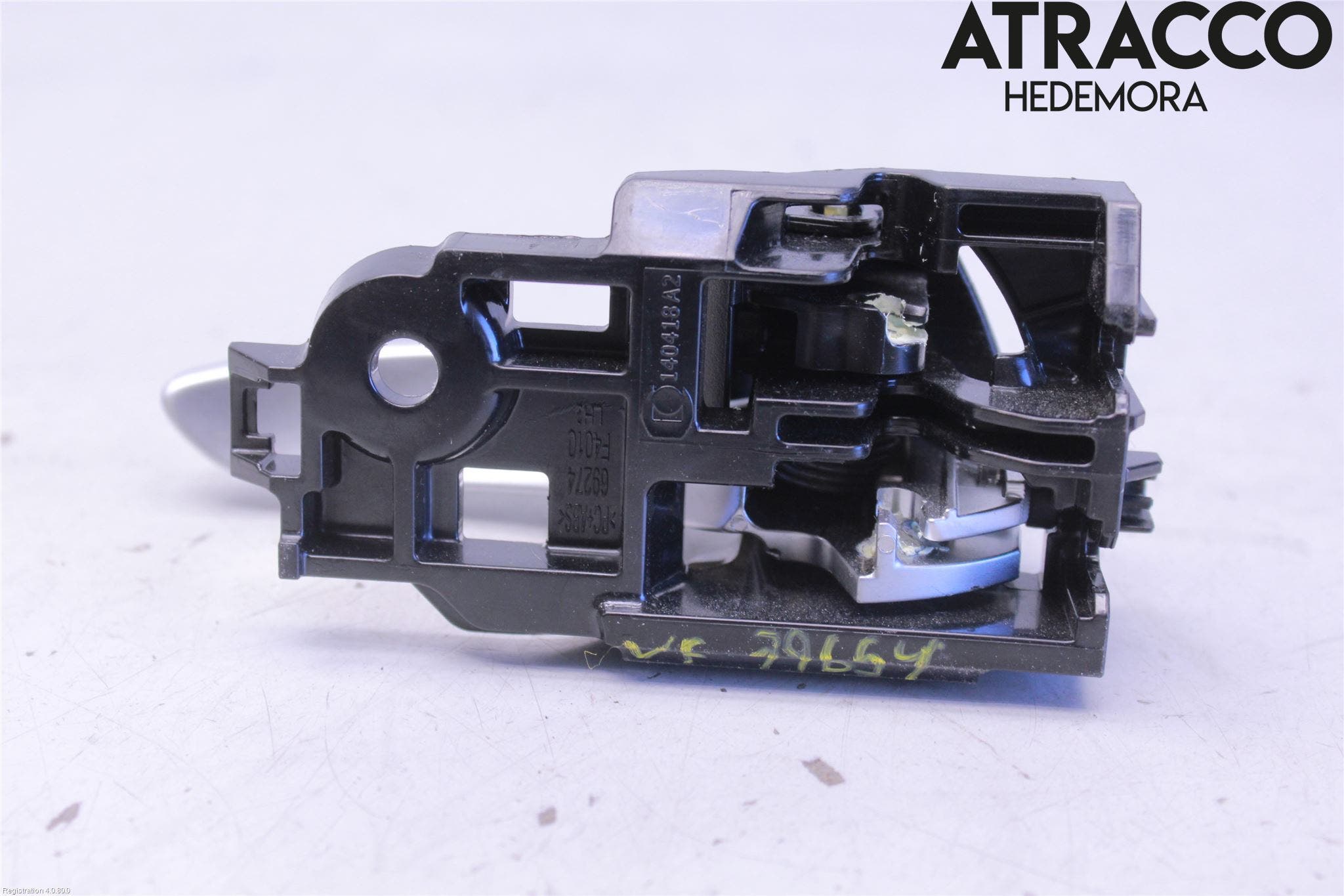 Toyota C-HR 16-23 Dörrhandtag Inre Vä