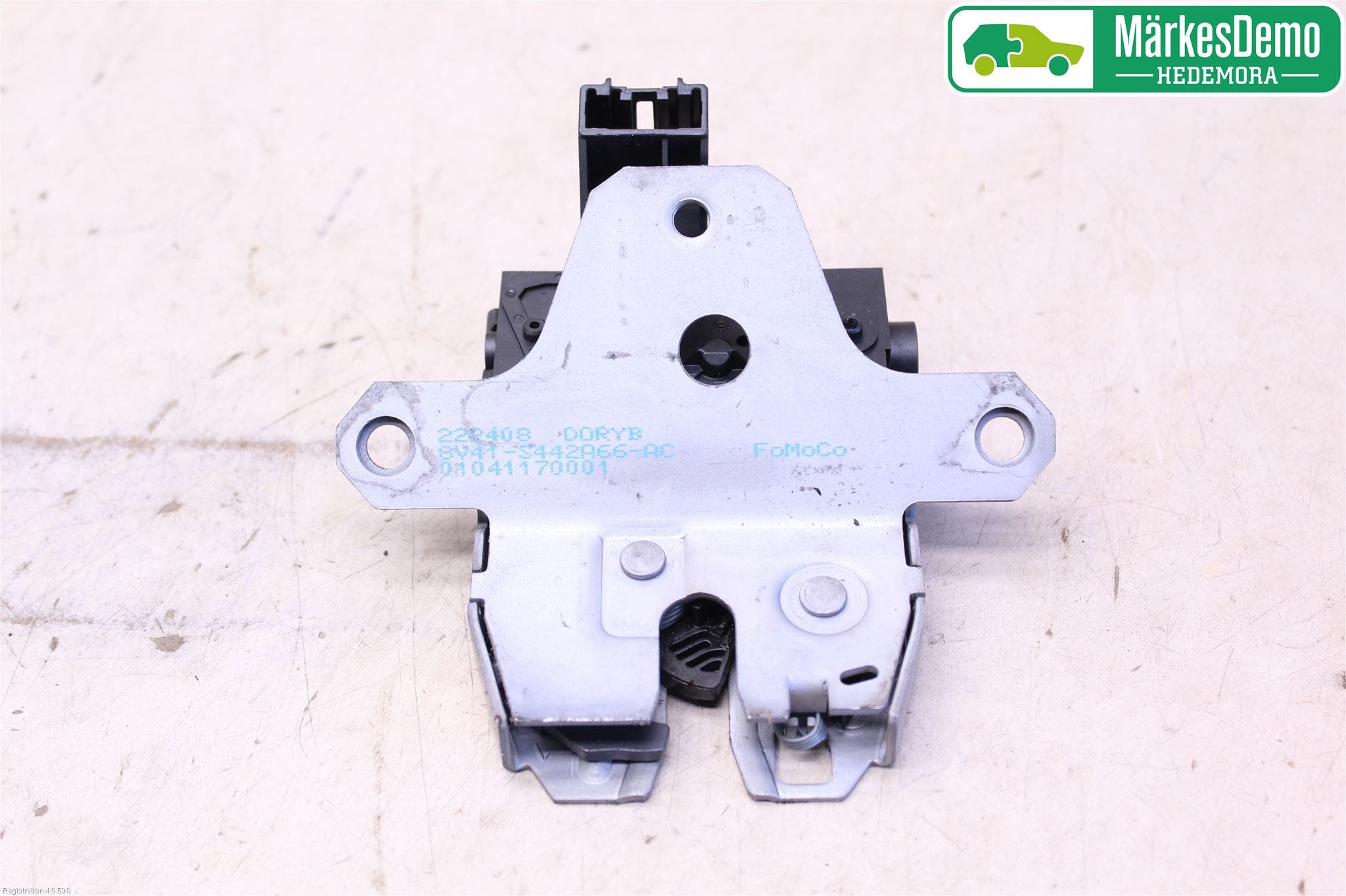 Ford KUGA 08-12 Låskista Baklucka