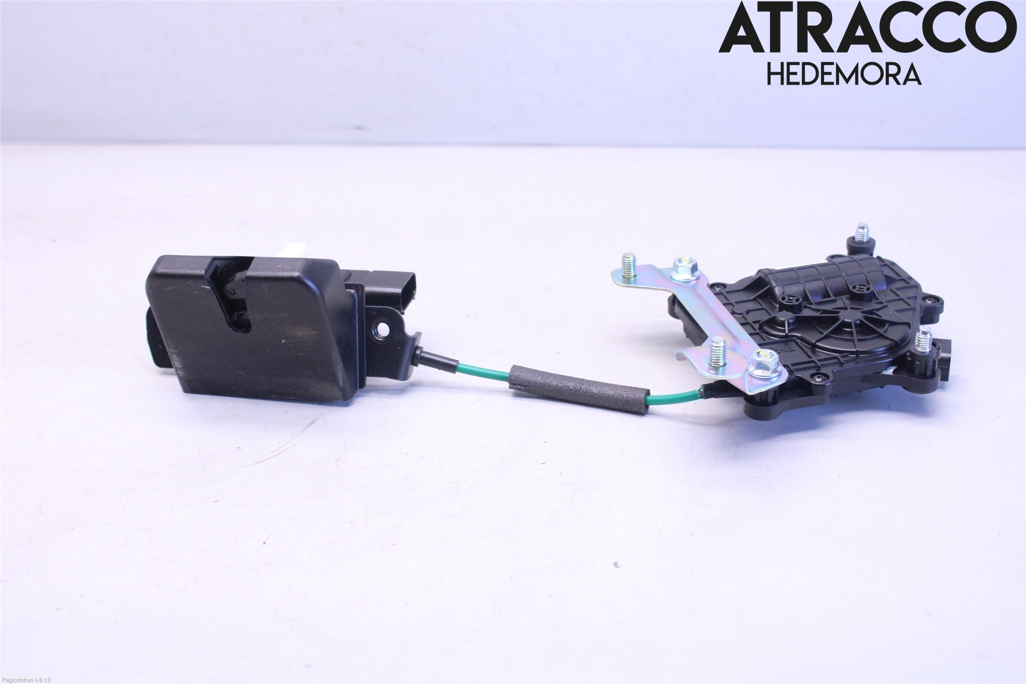 Kia SPORTAGE (QL) 16-21 Låskista Baklucka