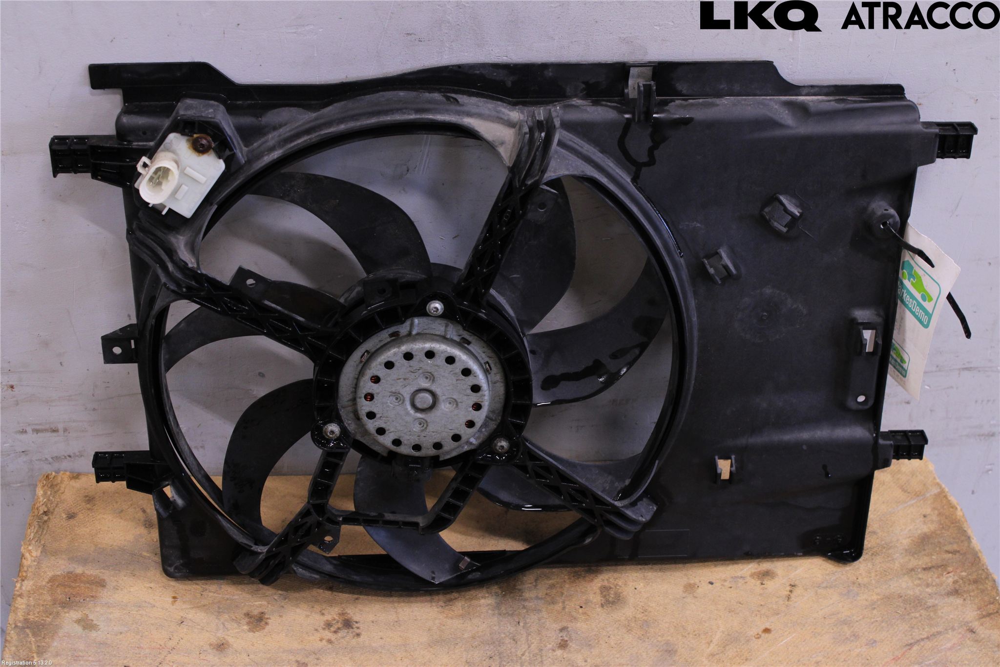 Opel CORSA E 15-19 Kylfläkt El