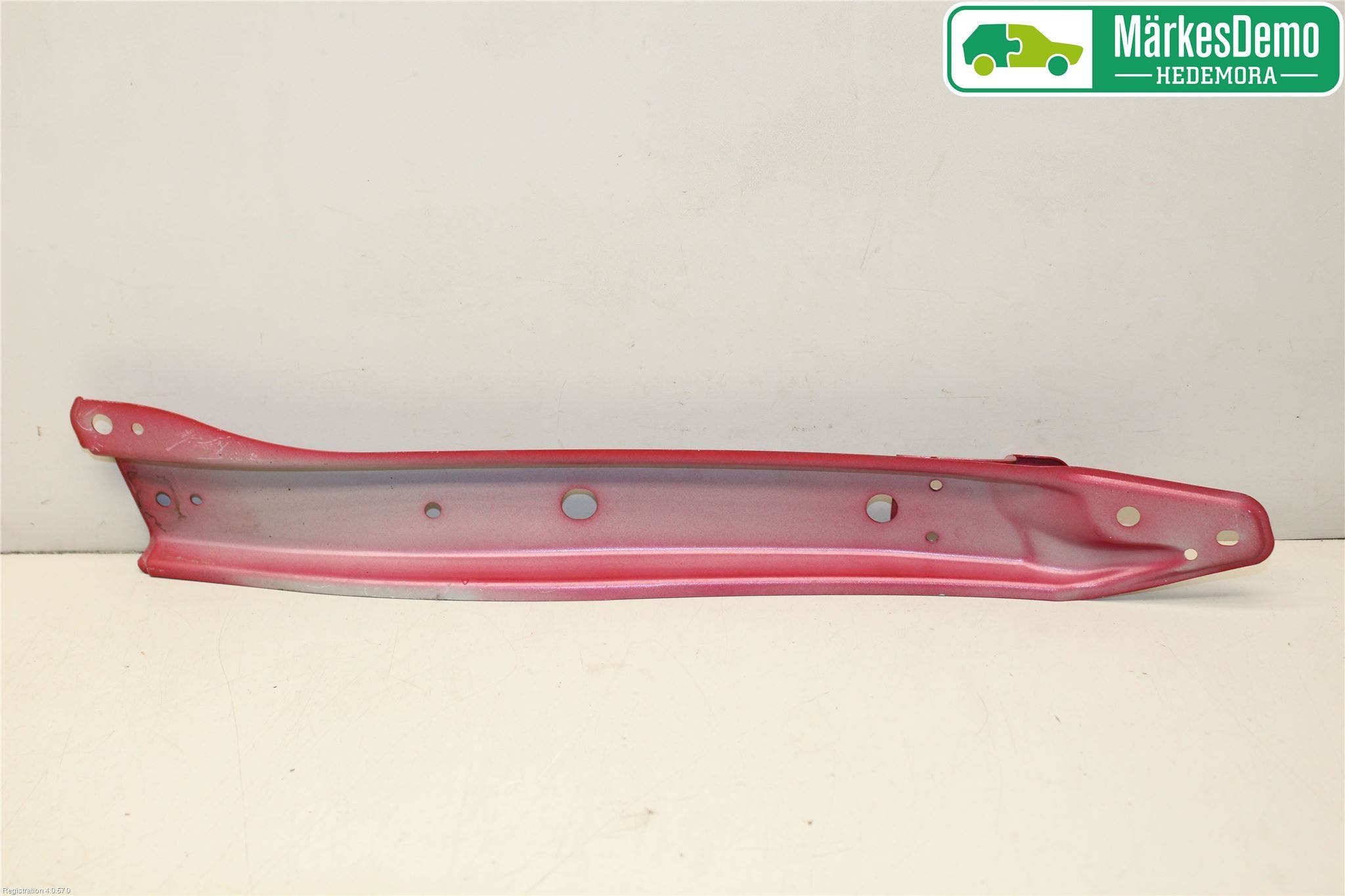 Suzuki SWIFT 11-16 Strålkast Fästsarg