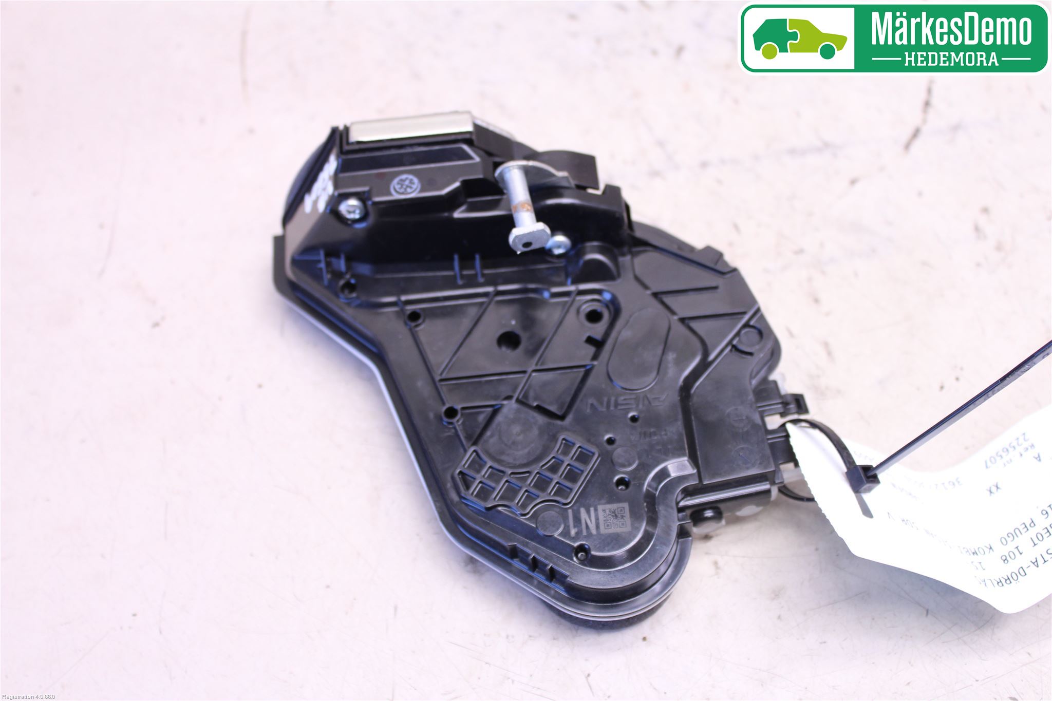 Peugeot 108 15-22 Låskista-Dörrlås