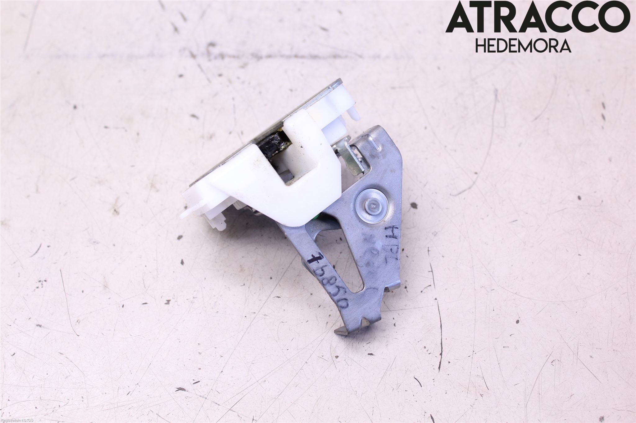 Mitsubishi OUTLANDER 07-12 Låskista Baklucka