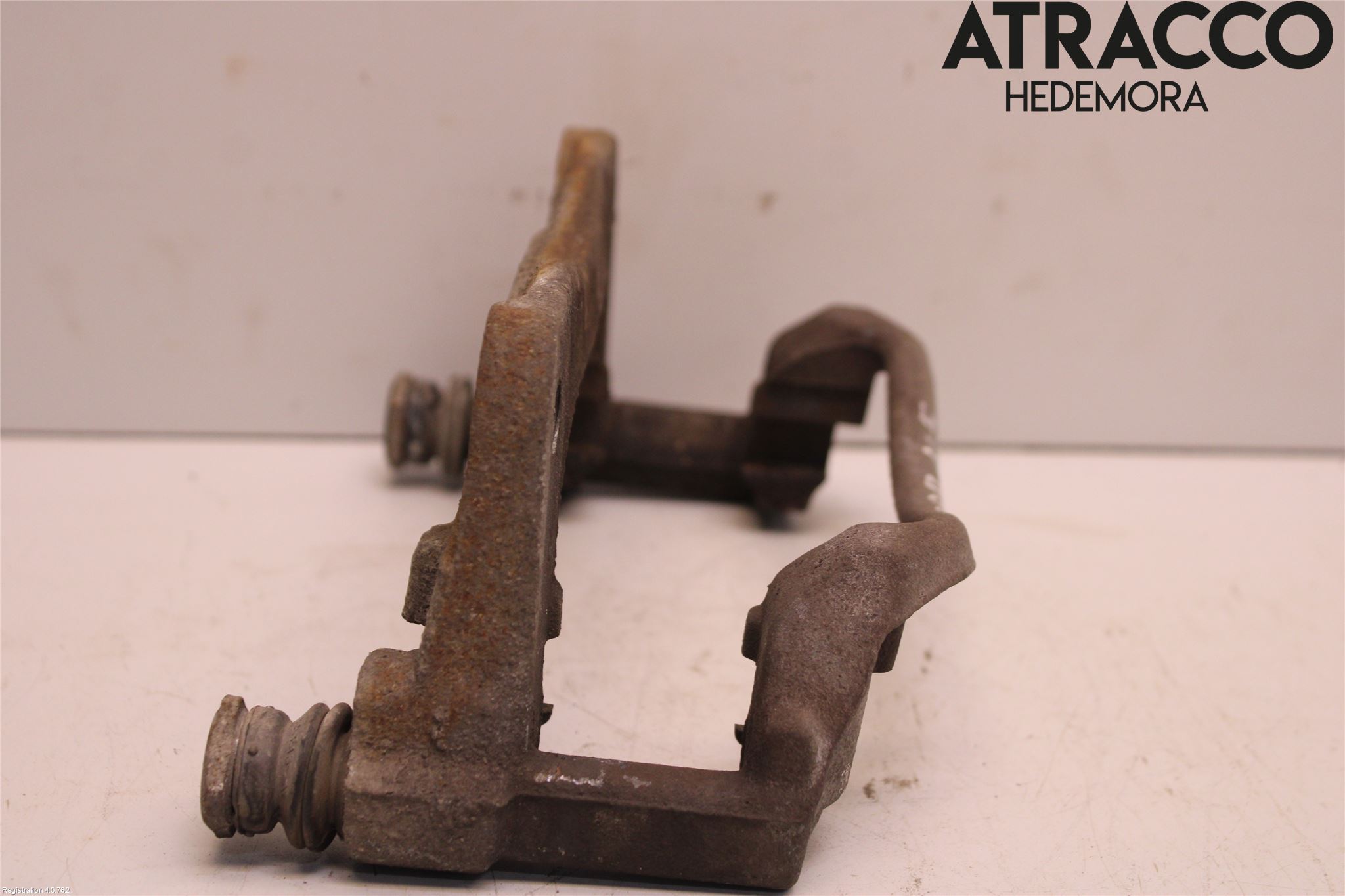 Toyota AURIS 13-19 Bromsokshållare