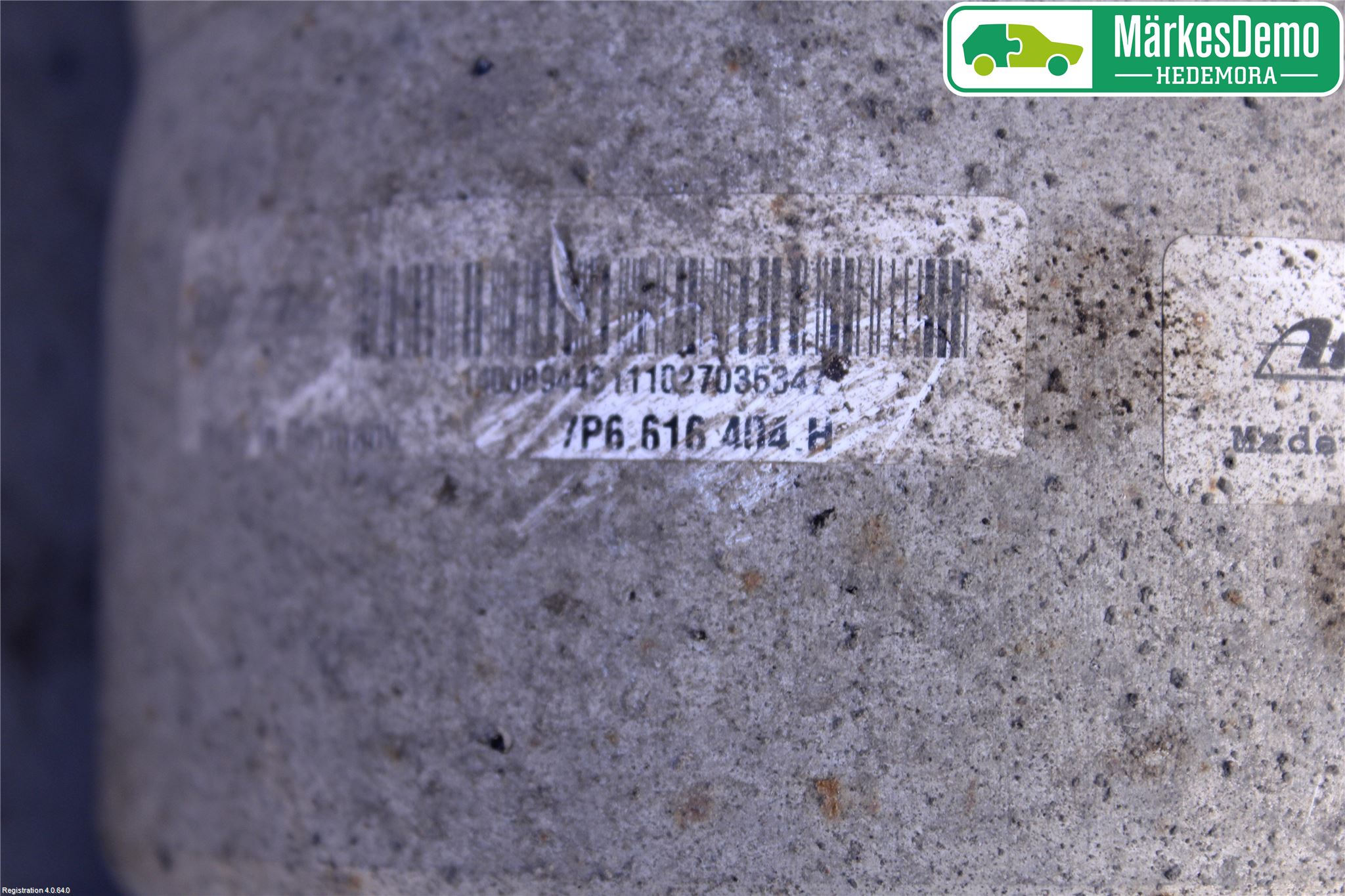 Volkswagen VW TOUAREG 7P 11-18 Fjäderben Fram Höger