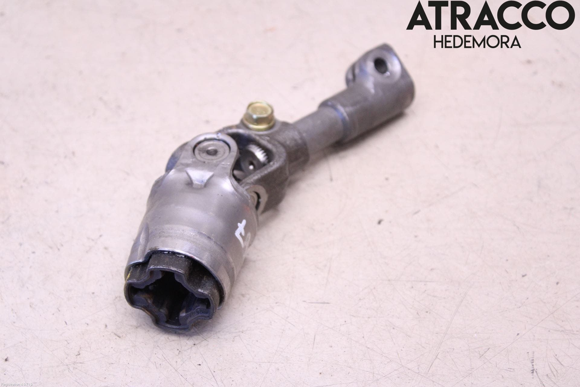 Toyota RAV 4 00-06 Rattaxelknut