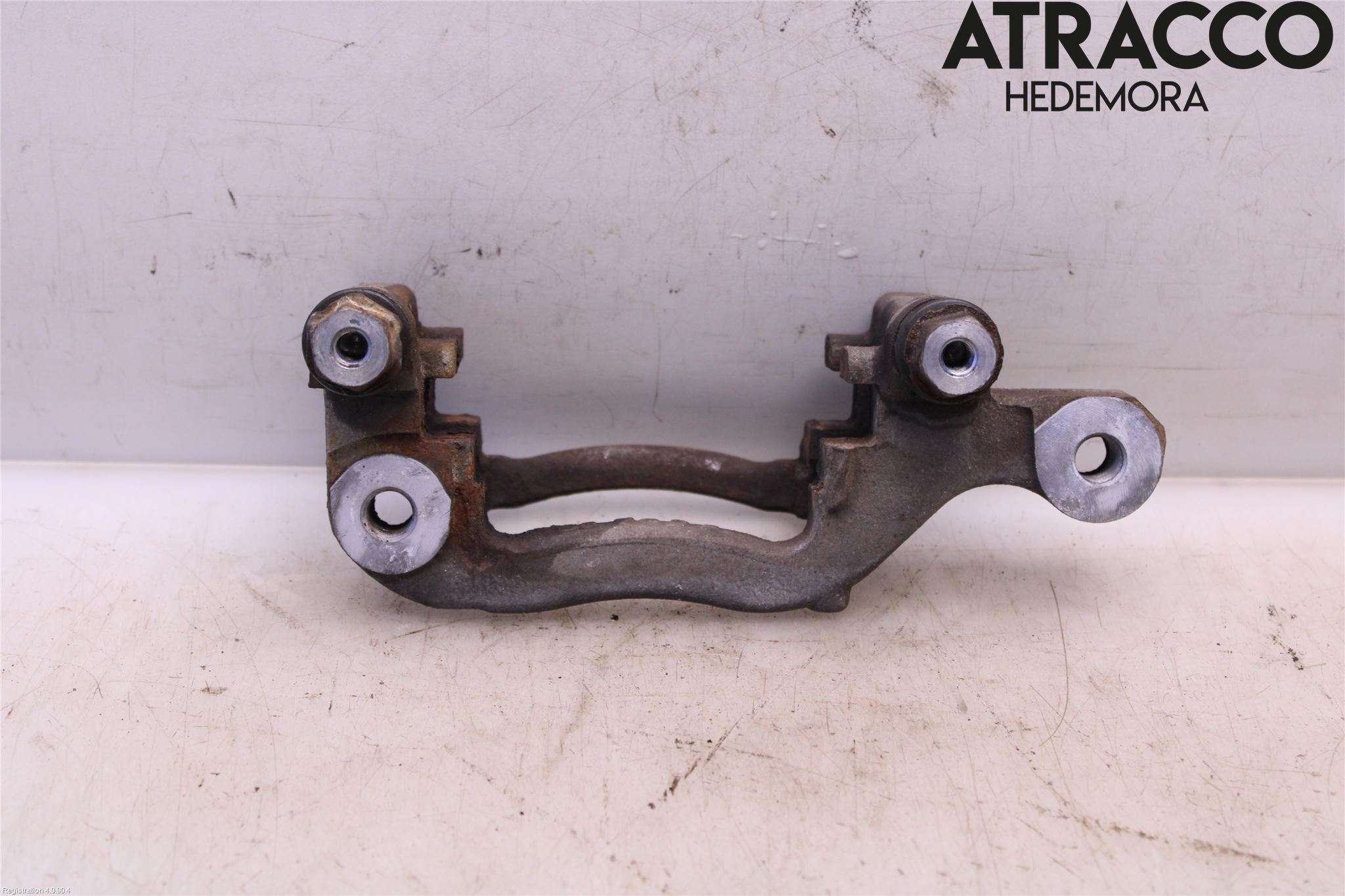 Nissan X-TRAIL 14-21 Bromsokshållare