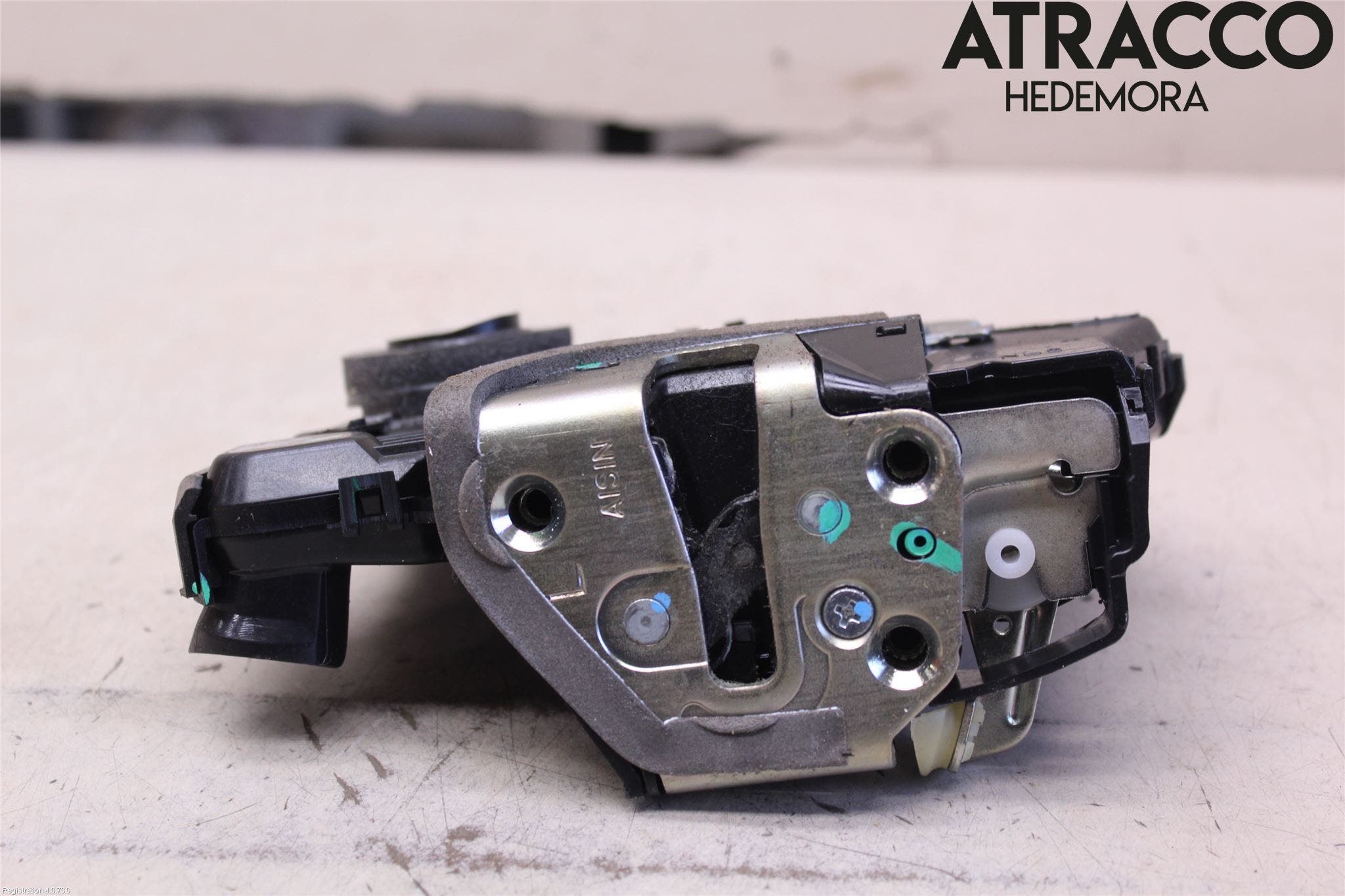 Toyota HILUX 05-16 Låskista-Dörrlås