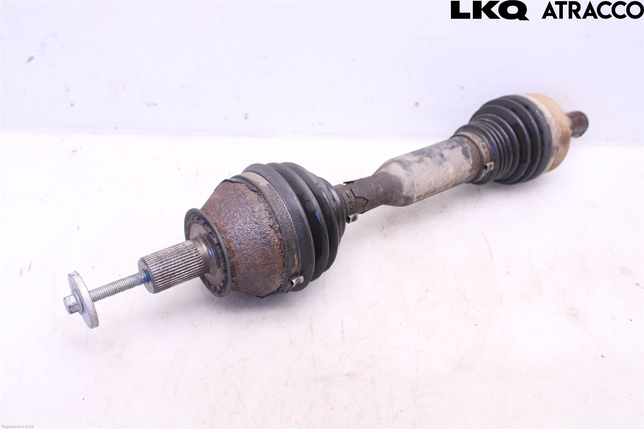 Volvo XC70 08-13 Drivaxel Fram Vänster