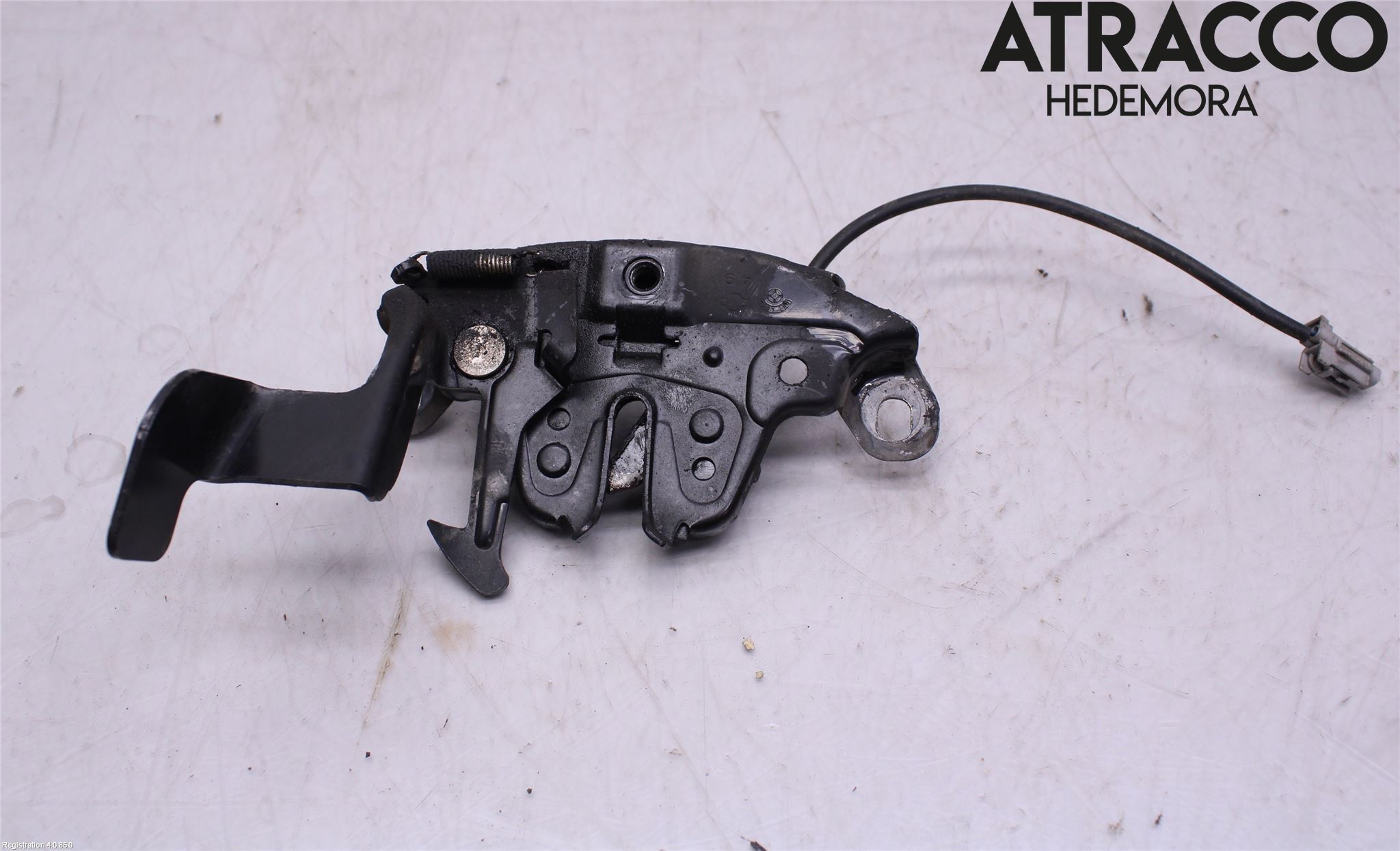 Nissan PULSAR Huvlås