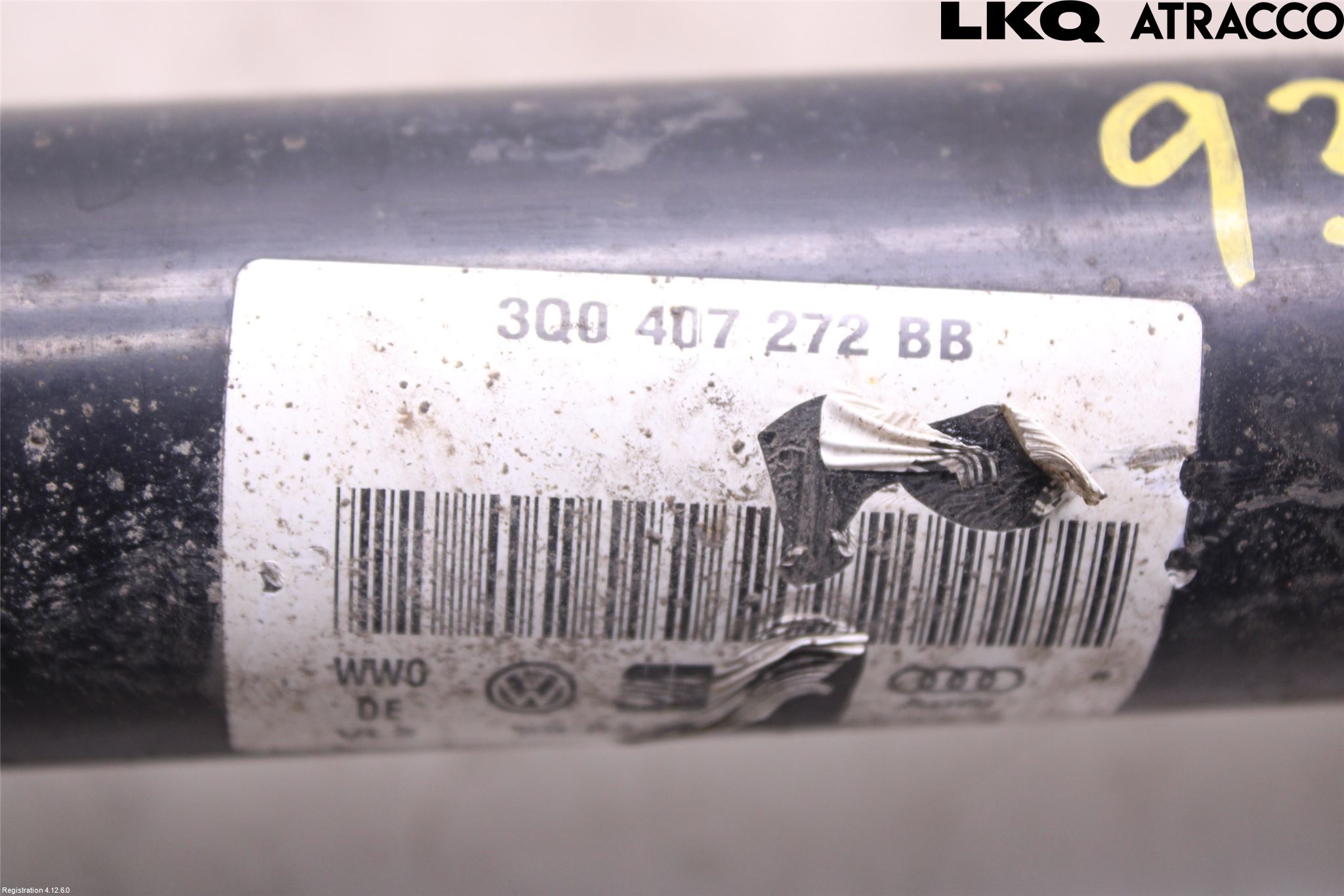 Volkswagen VW PASSAT 15-19 Drivaxel Fram Höger