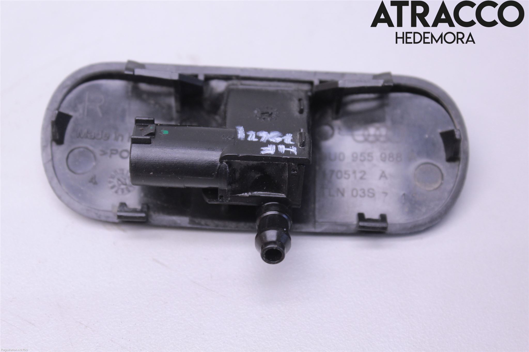 Audi Q3 8U 12-18 Spolarmunstycke Rutor