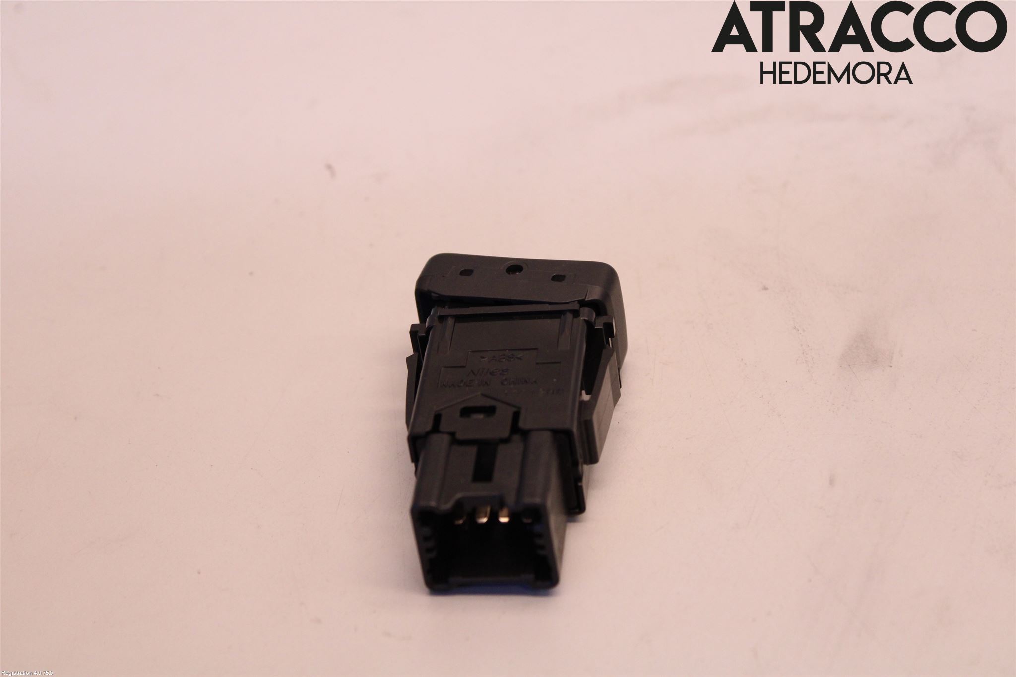 Suzuki VITARA 15- Strömställare Stolvärme