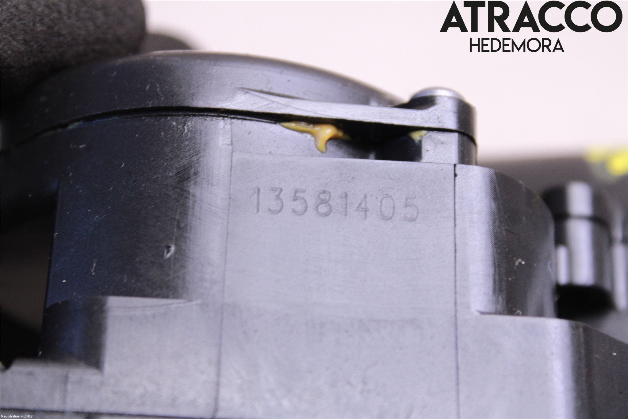 Opel INSIGNIA 09-16 Låskista Baklucka