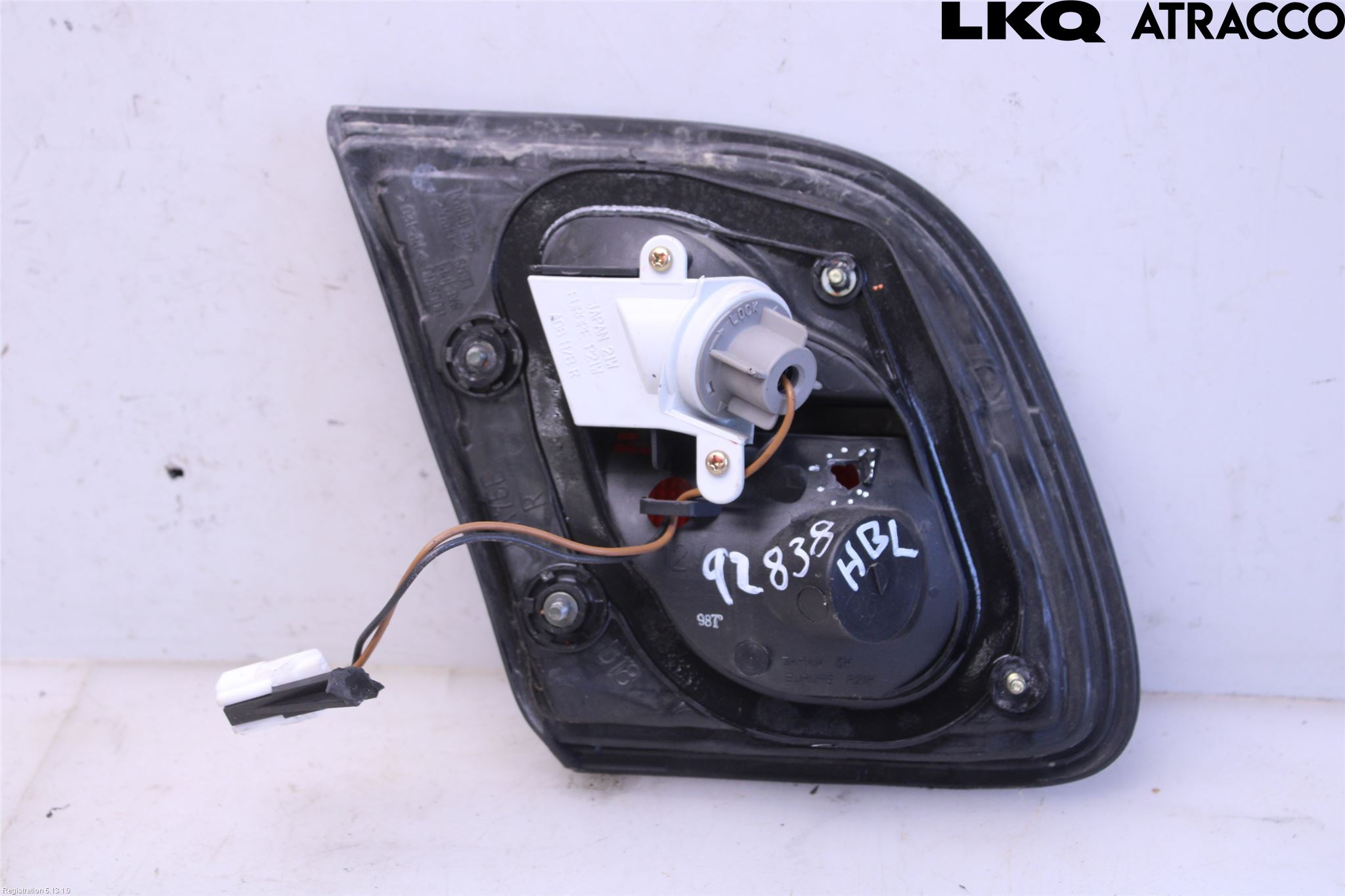 Nissan ALMERA    96-00 Bakljus Lucka Hö