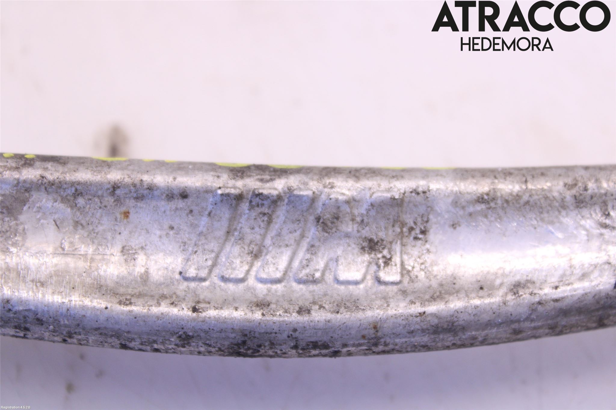 BMW 2 F22/F23/F87 Coupé/Cab 13-21 Bärarm Bak Övre Höger