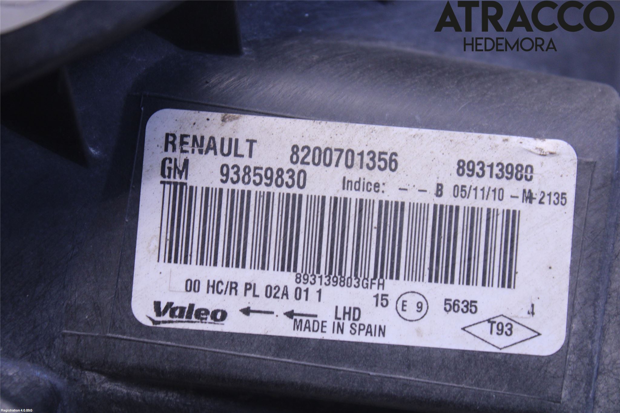 Renault TRAFIC   02-14 Strålkastare Höger