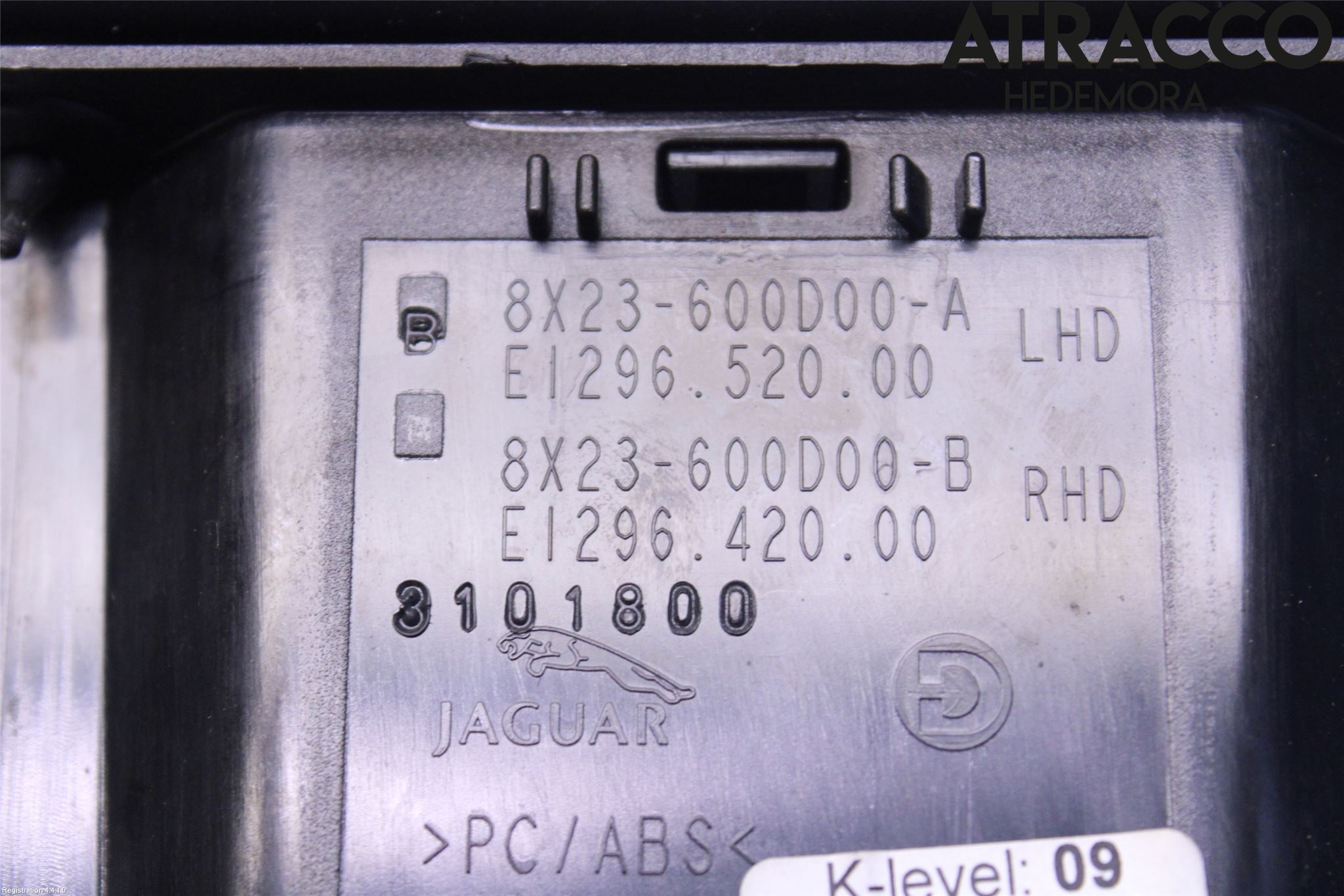 Jaguar XF 08-15 Mugghållare