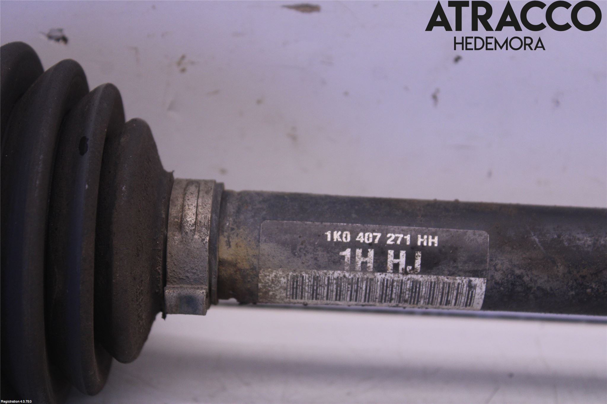 Volkswagen VW PASSAT 11-14 Drivaxel Fram Vänster