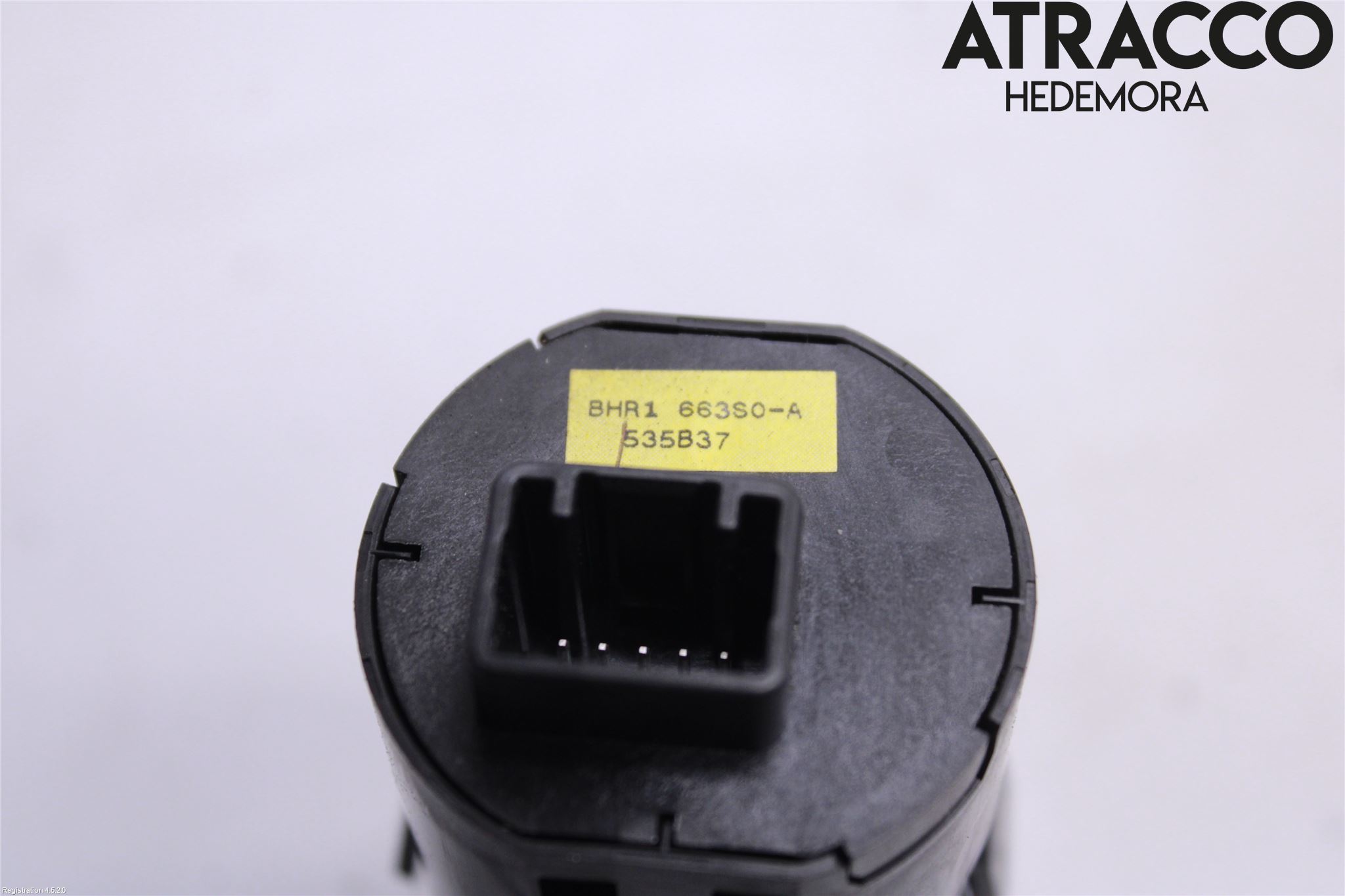 Mazda CX-5 12-17 Strömställare Övrigt