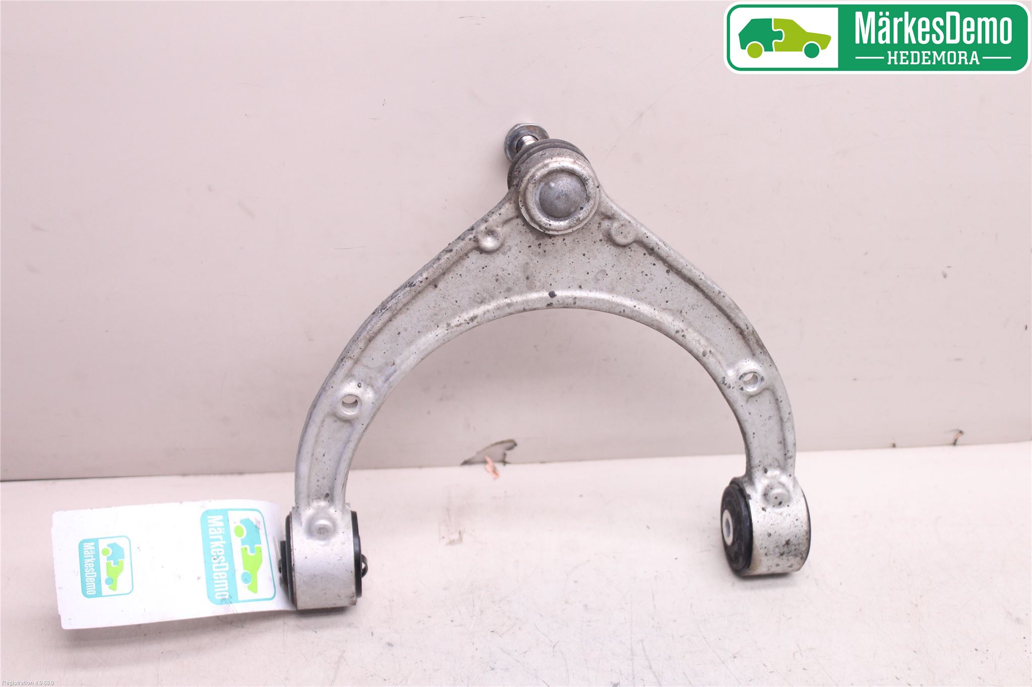 Porsche PANAMERA 09- Bärarm Fram Övre Vä