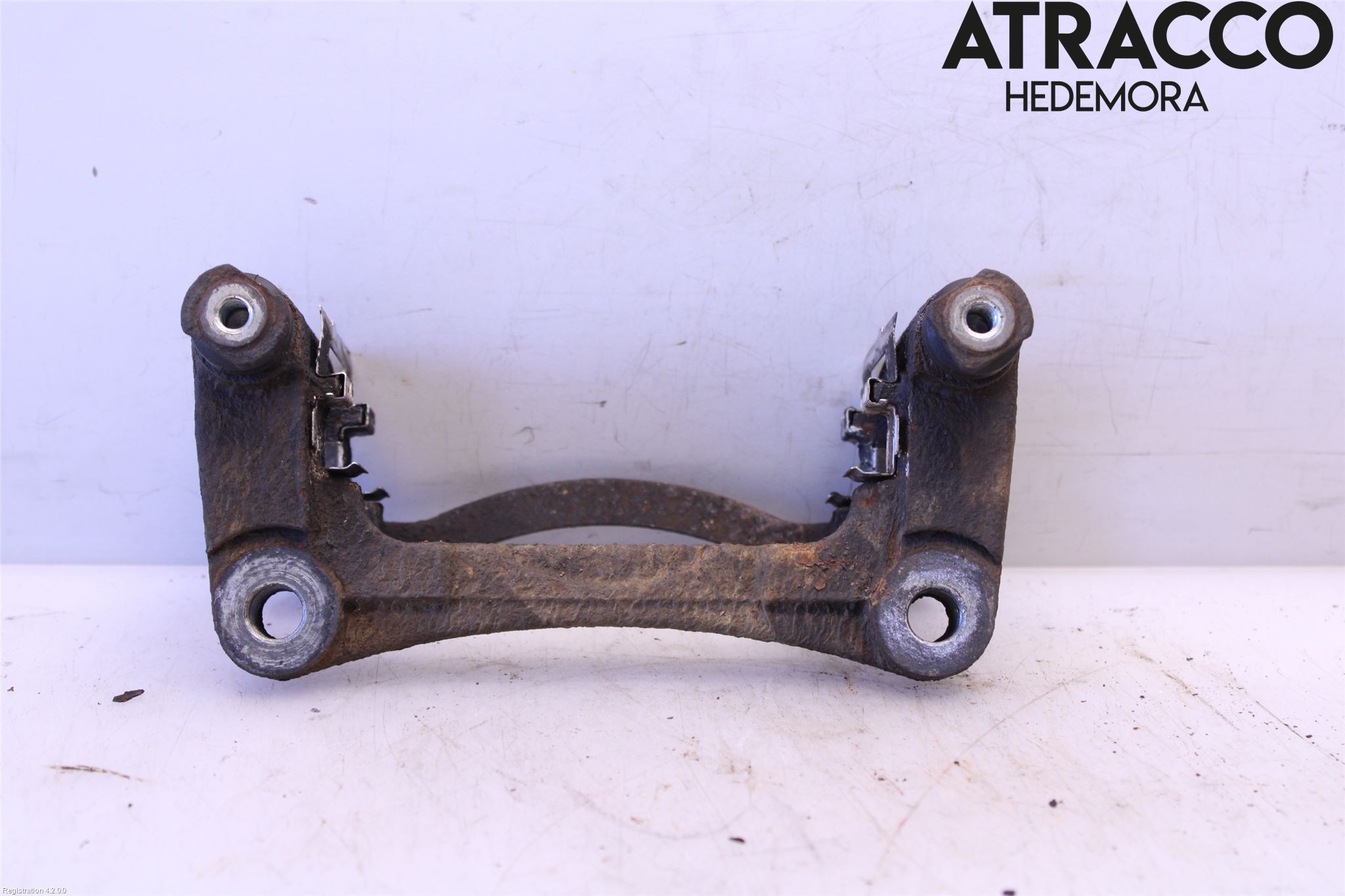 Mazda CX-5 12-17 Bromsokshållare