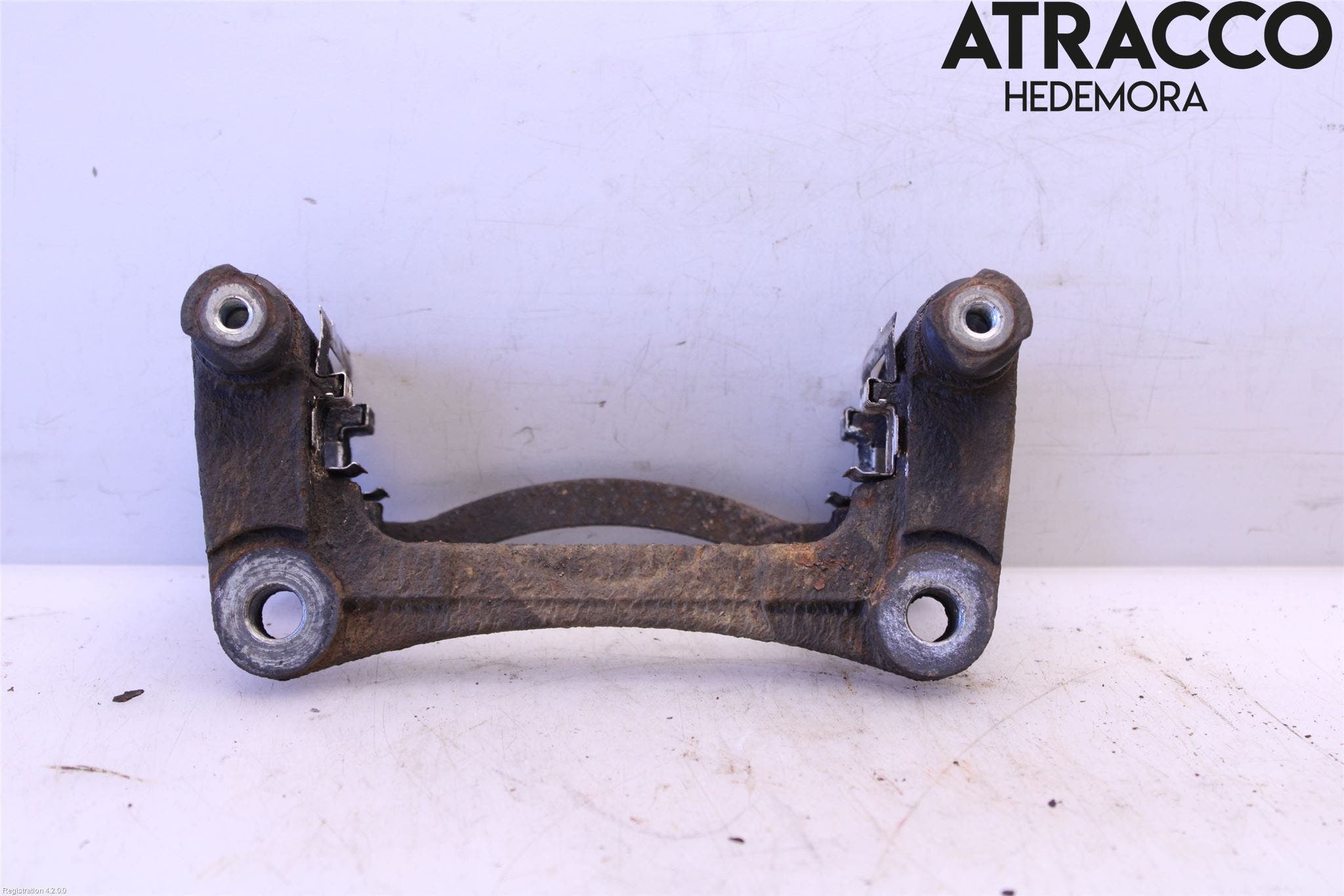 Mazda CX-5 12-17 Bromsokshållare