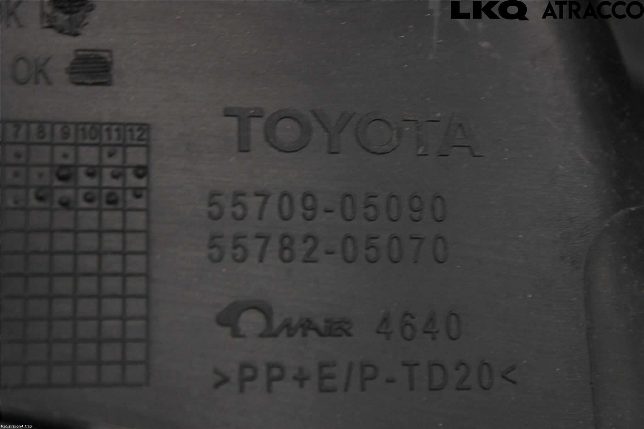 Toyota AVENSIS 09-15 Torpedplåt-Torpedplast