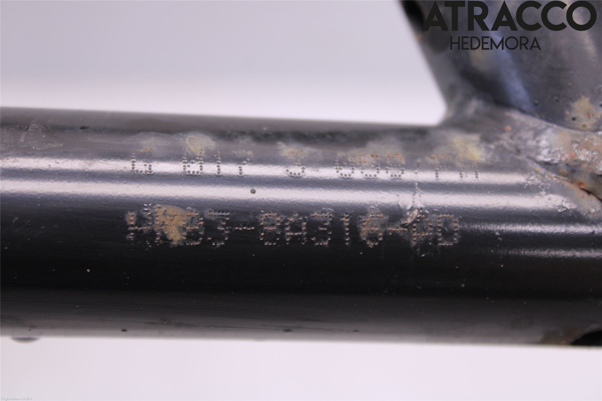 Jaguar F-PACE Kylarfäste-Ram-Balk