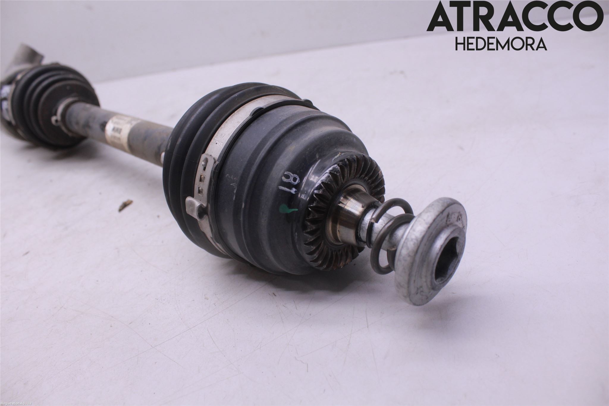 Mini ONE/COOPER 3DR F56 14-24 Drivaxel Fram Höger