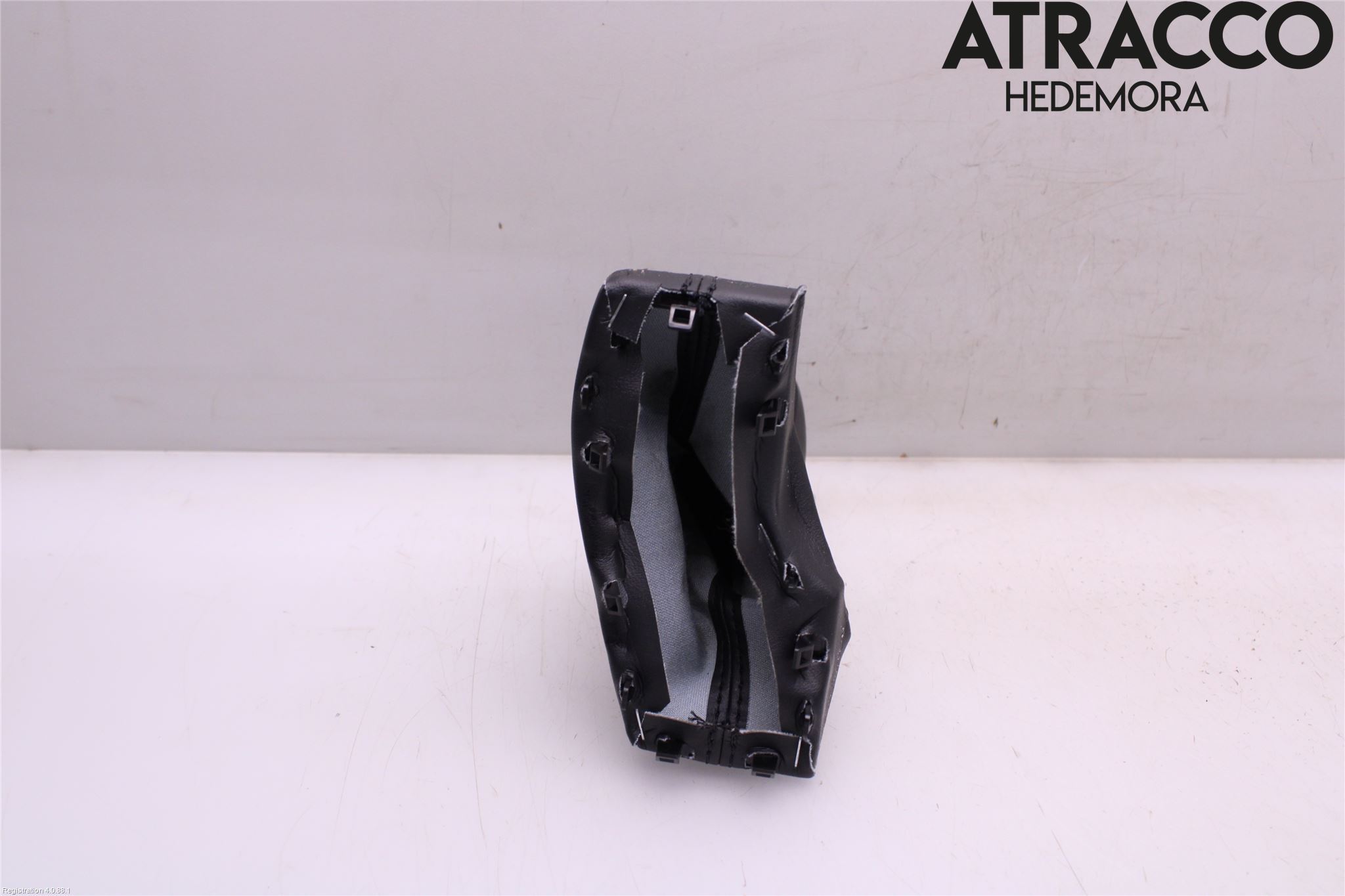 Toyota RAV4 19- Växelspaksdamask