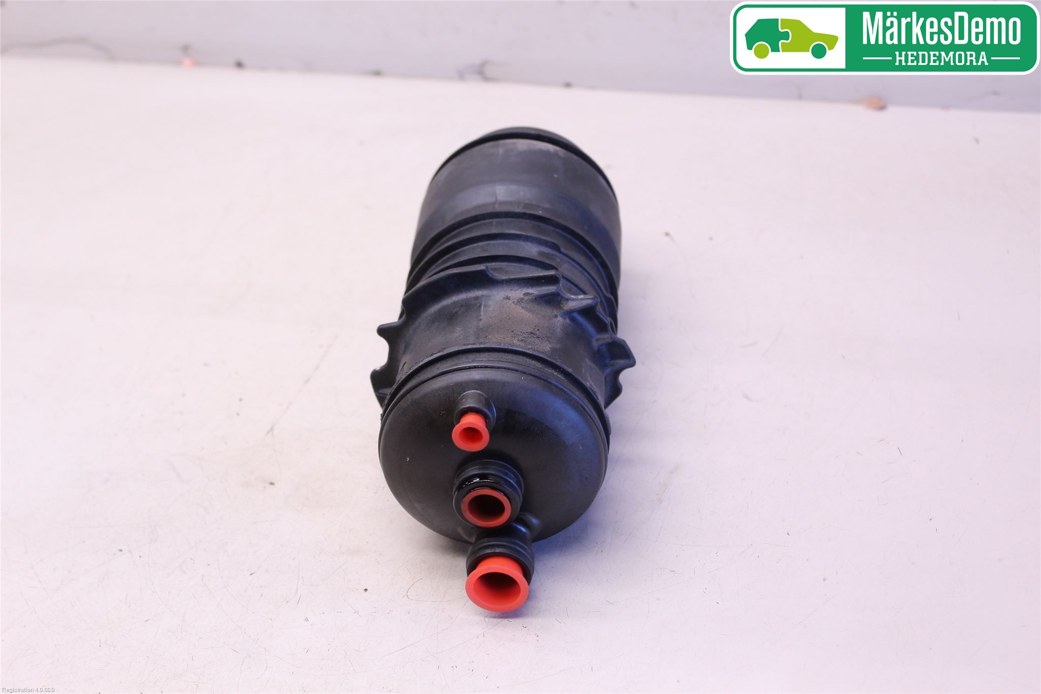 Audi A6/S6     05-11 Oljefilterhållare