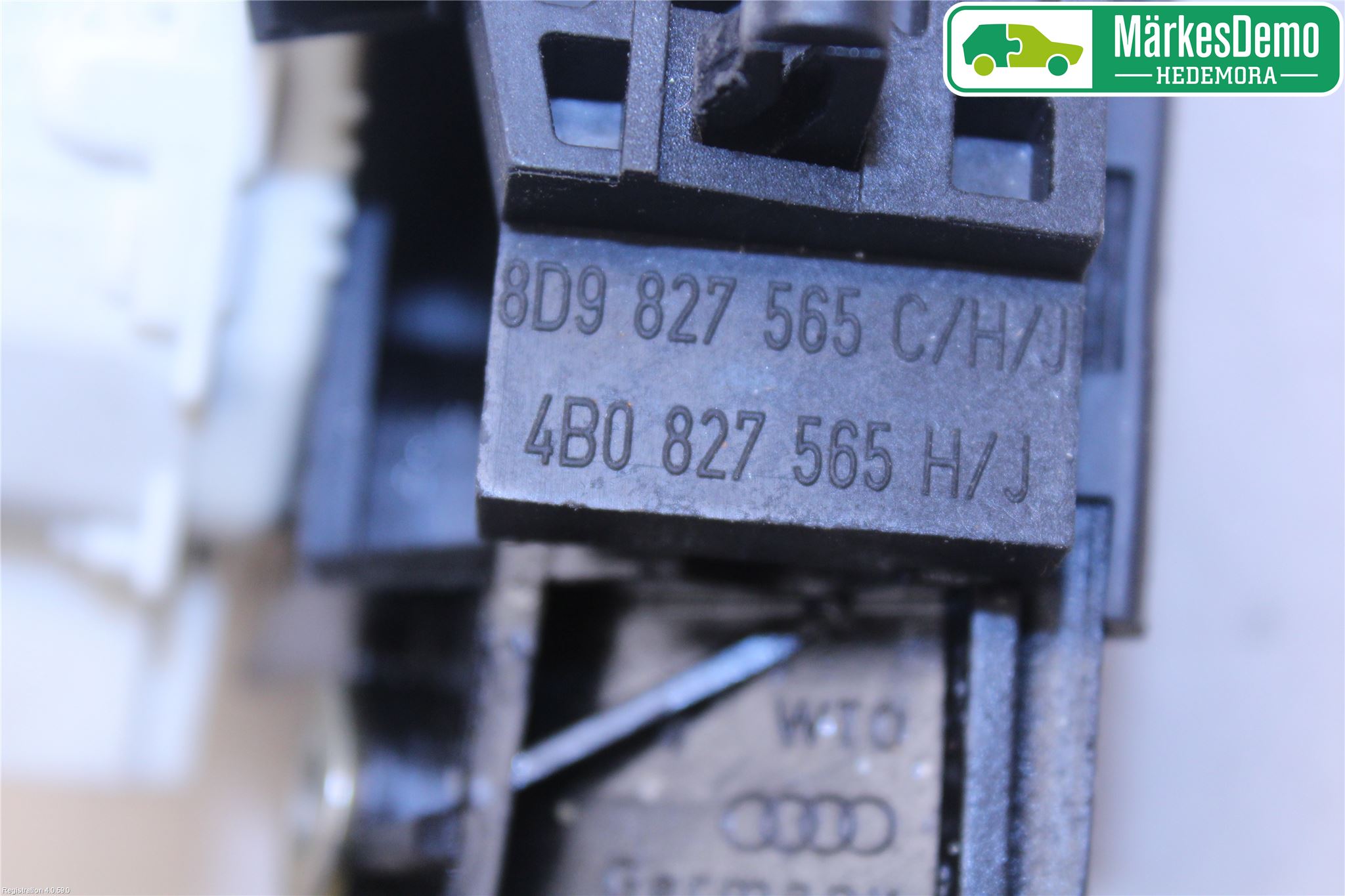 Audi A6/S6     97-05 Bakluckehandtag