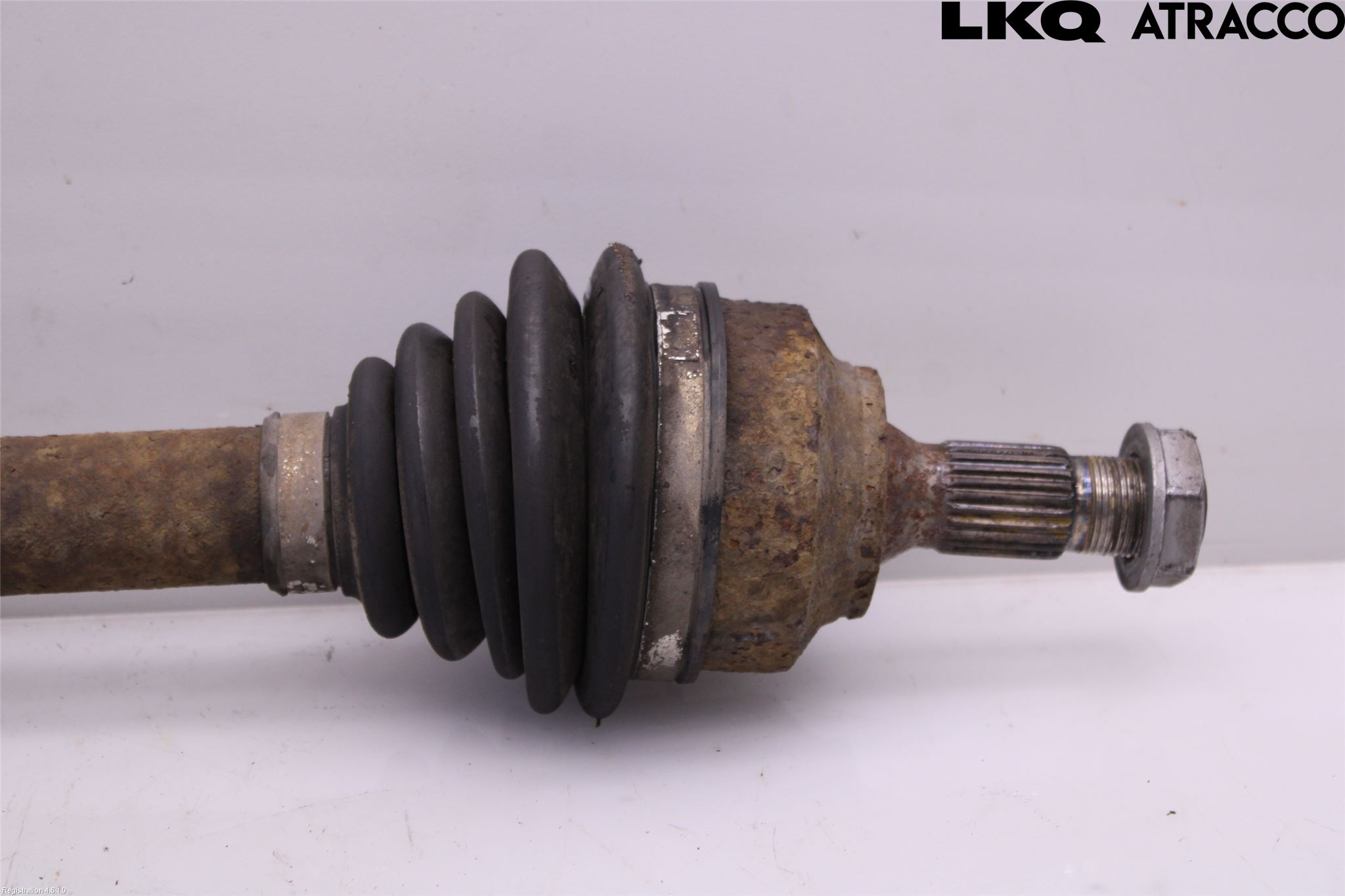 Peugeot 3008 09-16 Drivaxel Fram Vänster