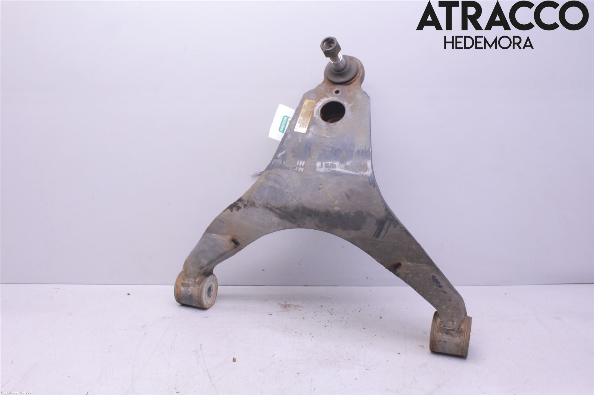 Iveco DAILY 14->> Bärarm Fram Undre Vä