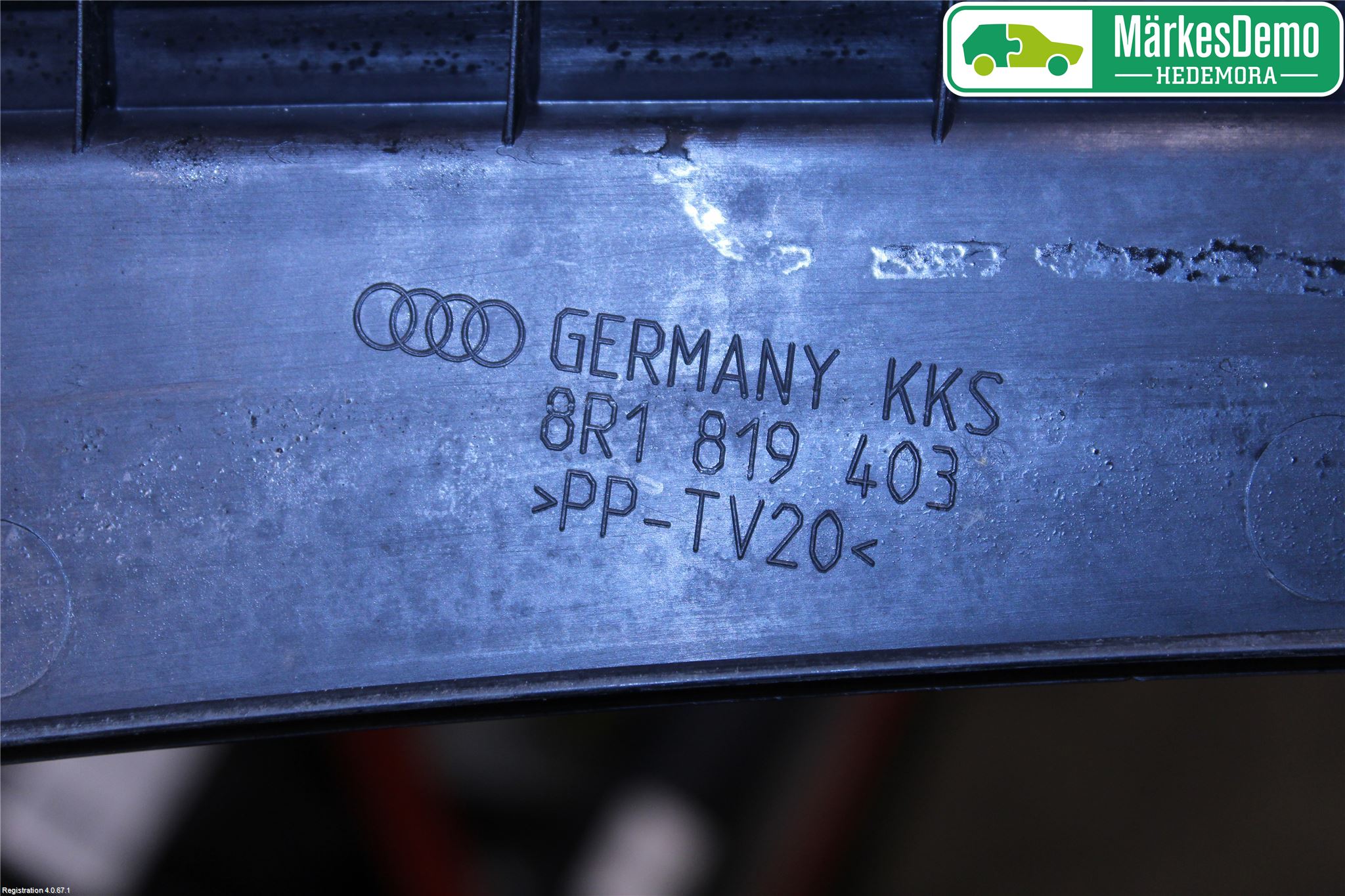 Audi Q5 09-16 Torpedplåt-Torpedplast