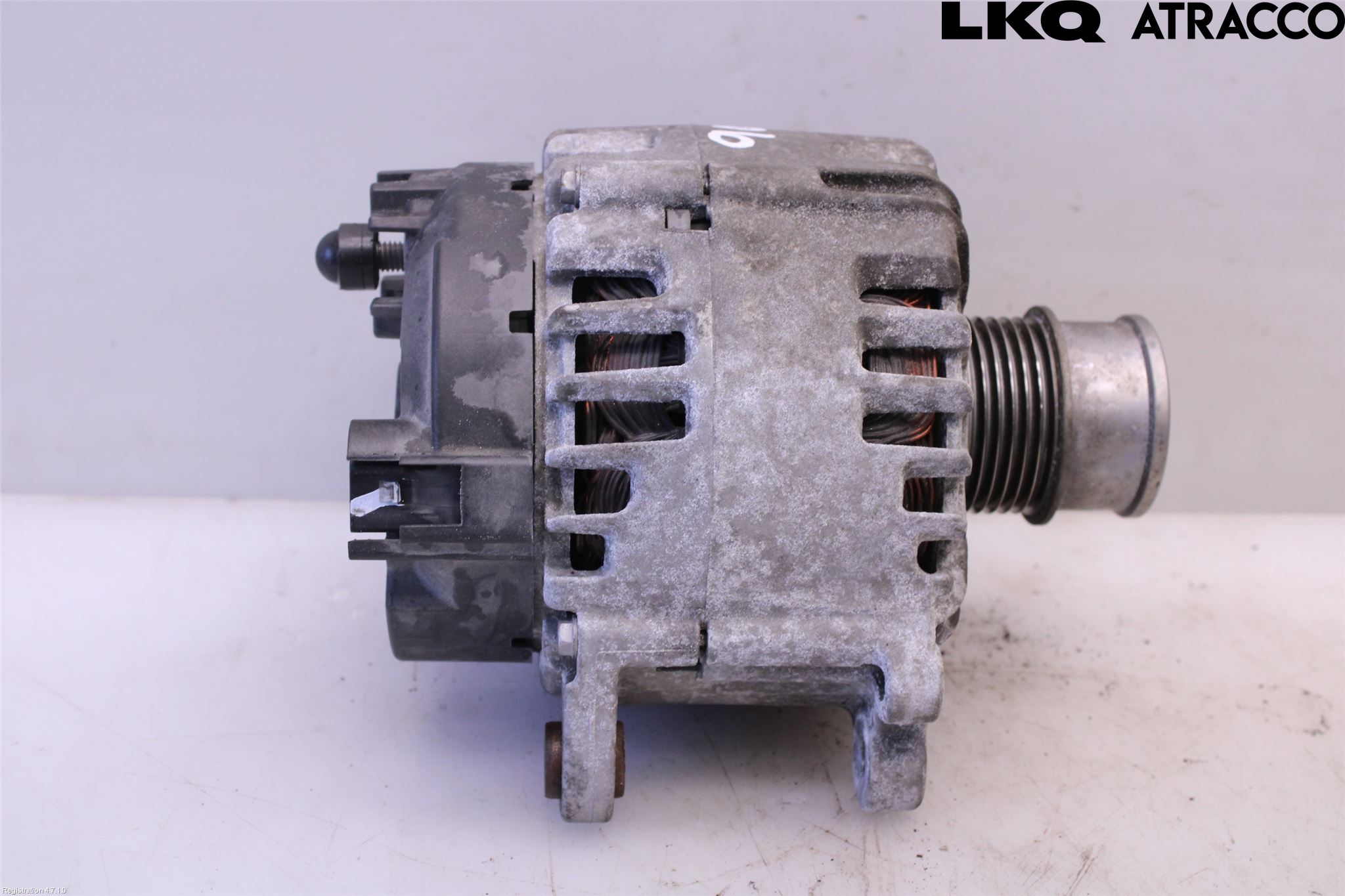 Volkswagen VW TOURAN 16- Generator