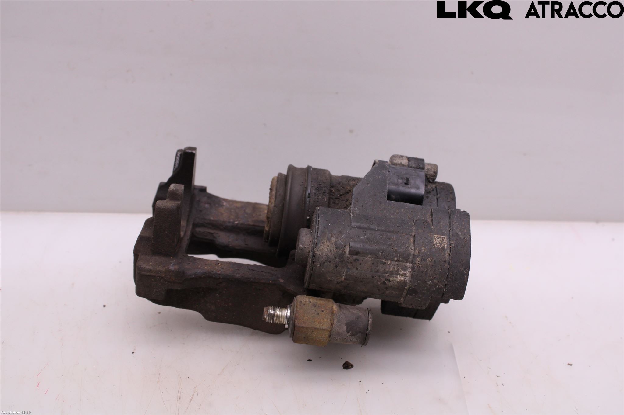 Volkswagen VW PASSAT 15-19 Bromsok Bak Höger